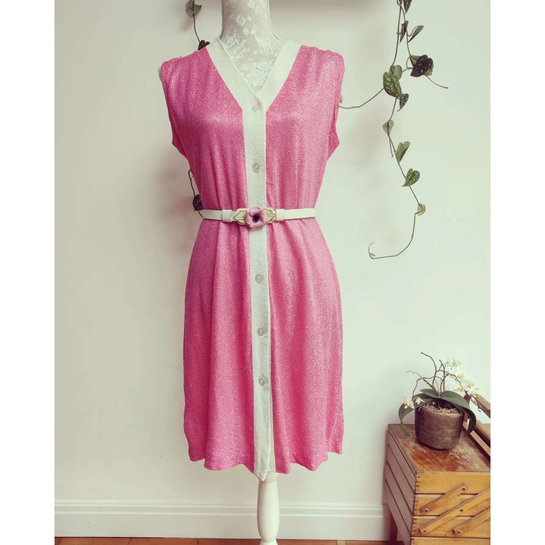 Pink and white sparkly 1960s dress size 12