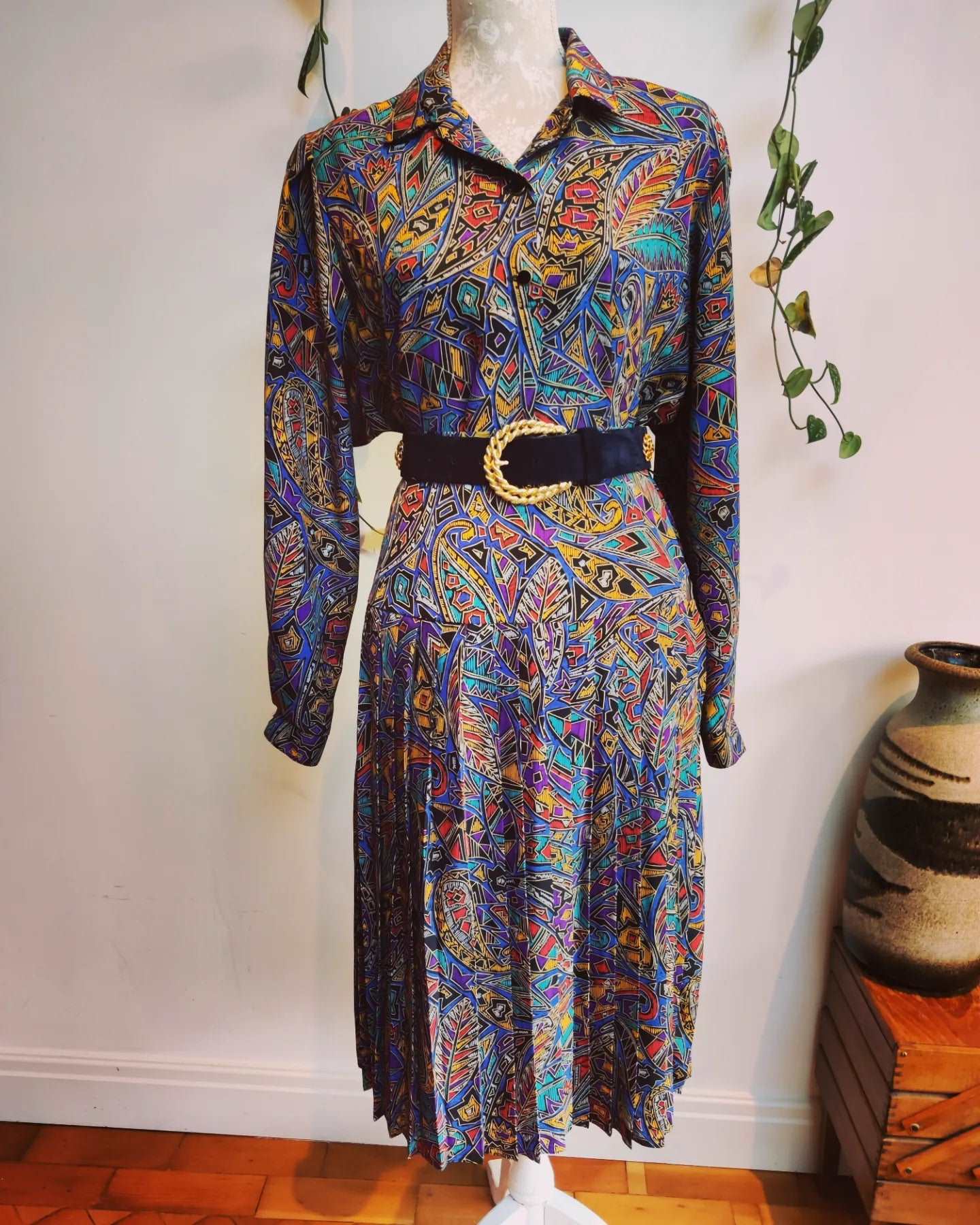 vintage absract skirt, pleated and multicoloured.