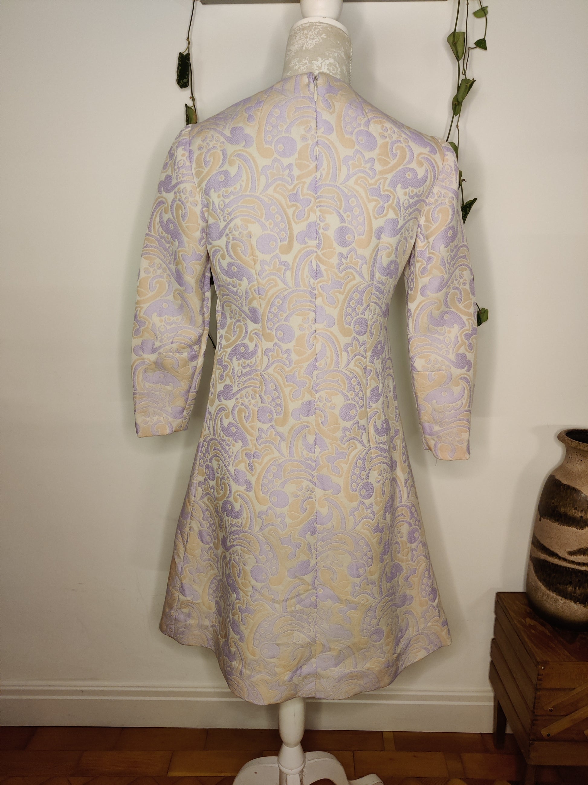 Spring colour vintage dress for wedding