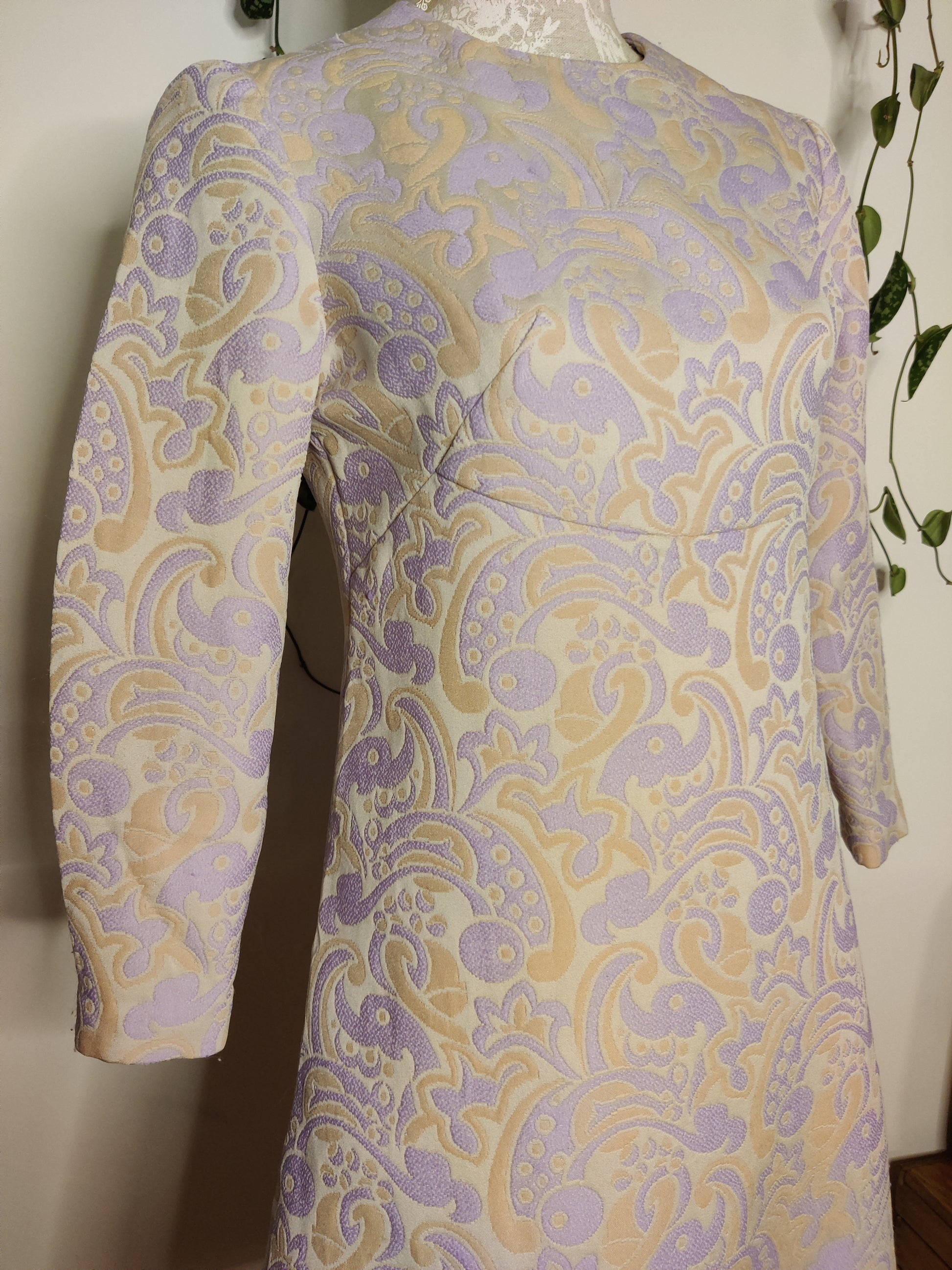 60s vintage dress with floral swirl design.