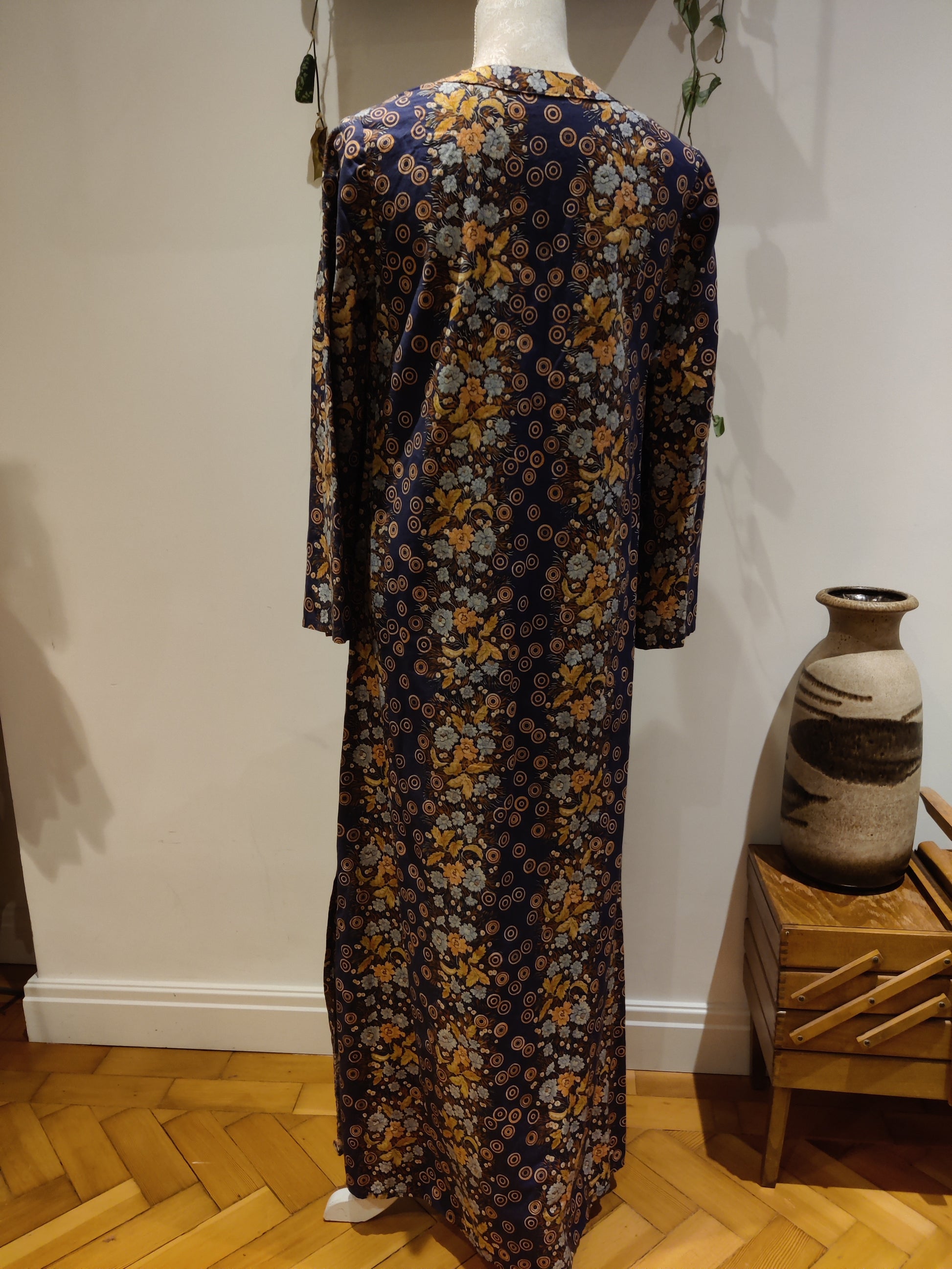 70s vintage kaftan size 10-12