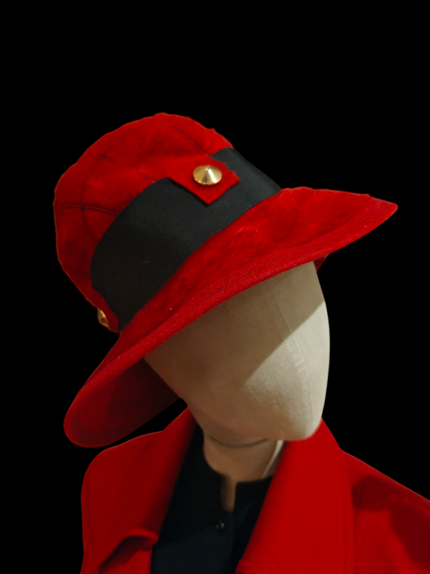 1960's red hat