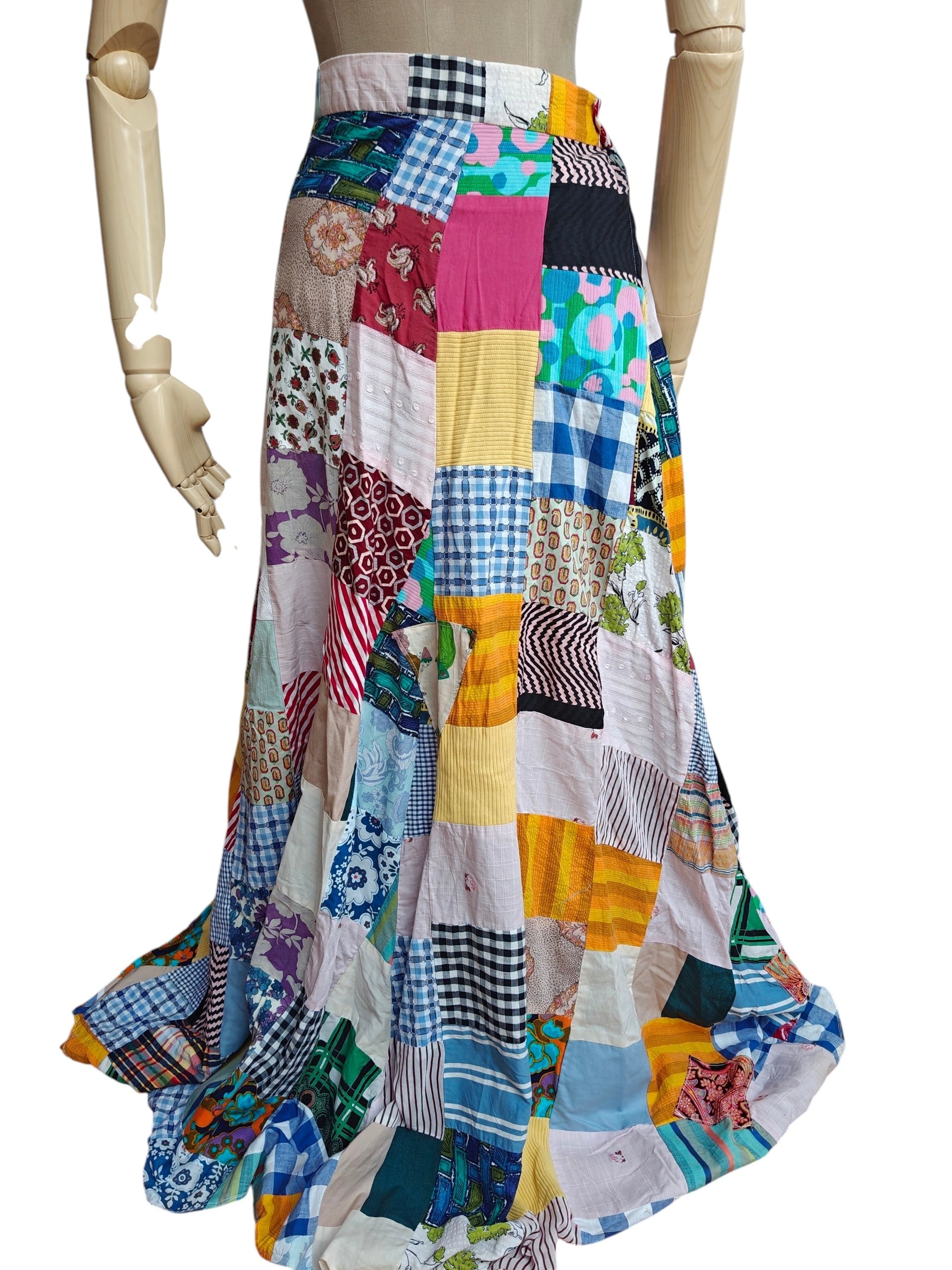 1970s small maxi skirt in vintage patchwork