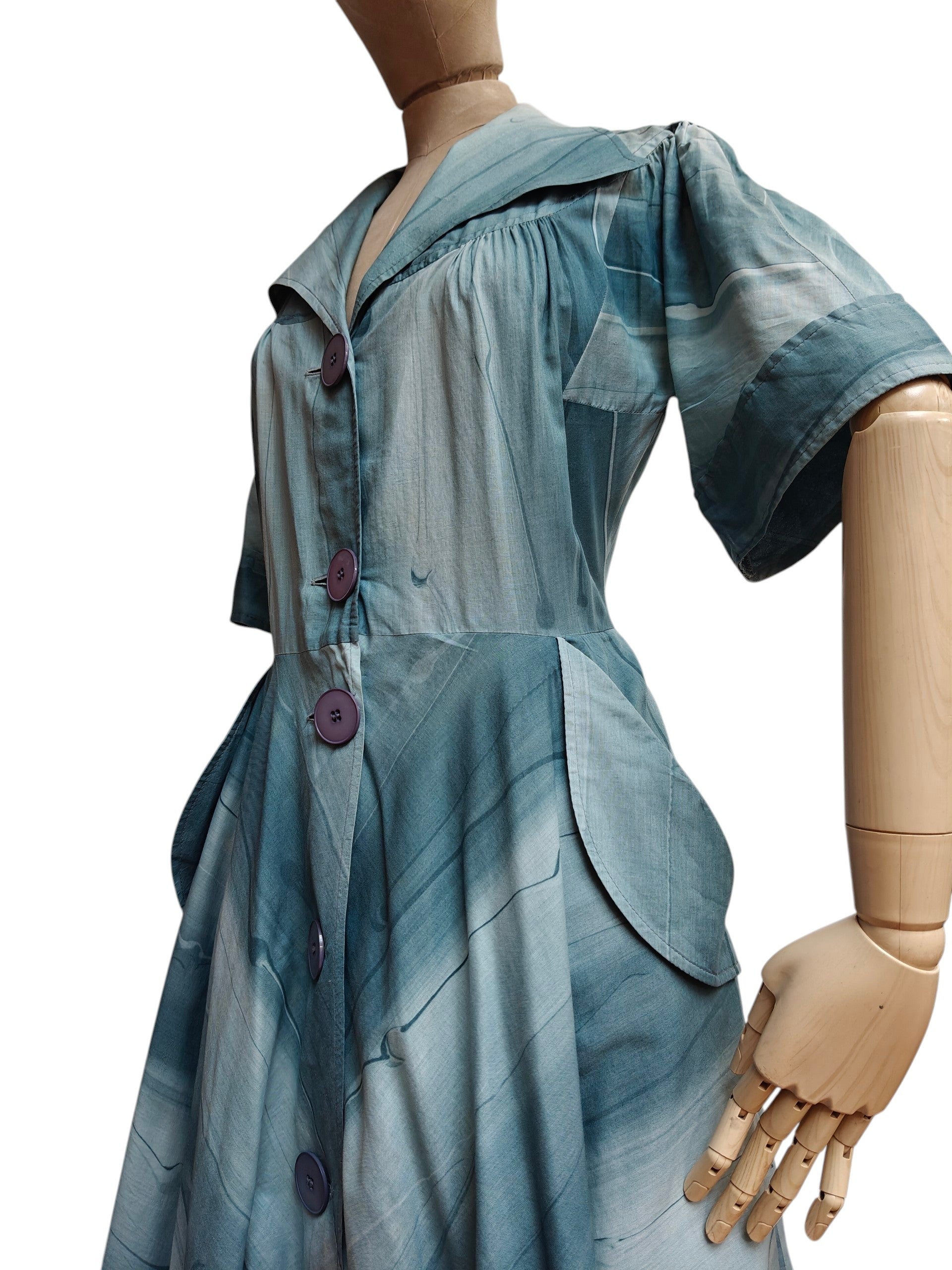50's day dress with pockets