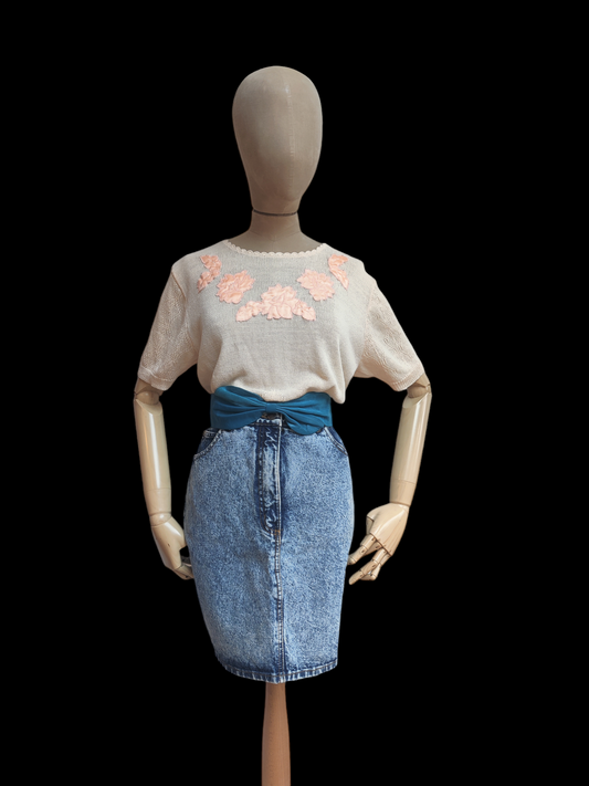 80's denim skirt in blue acid wash.