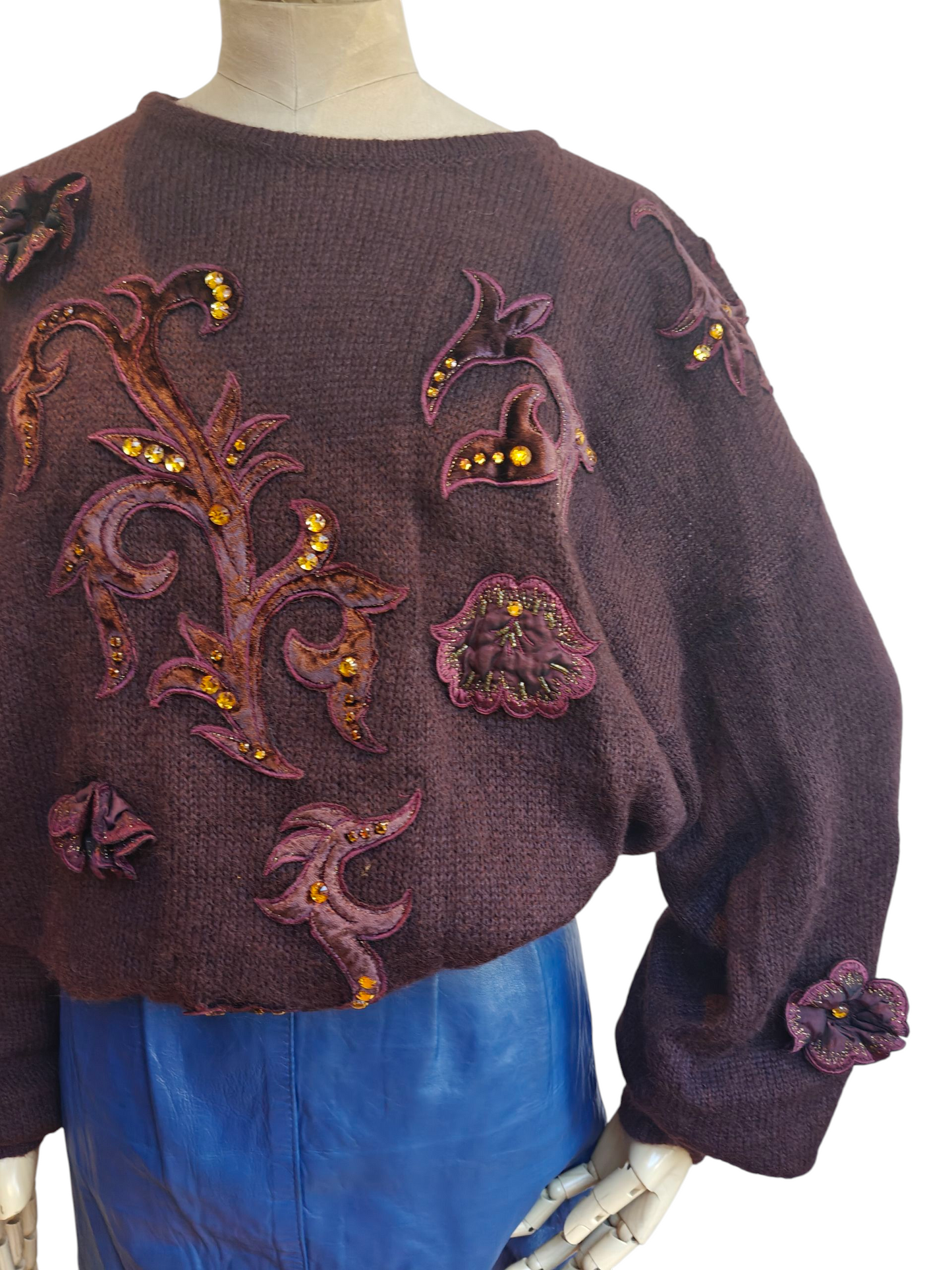 80's jumper with flower applique