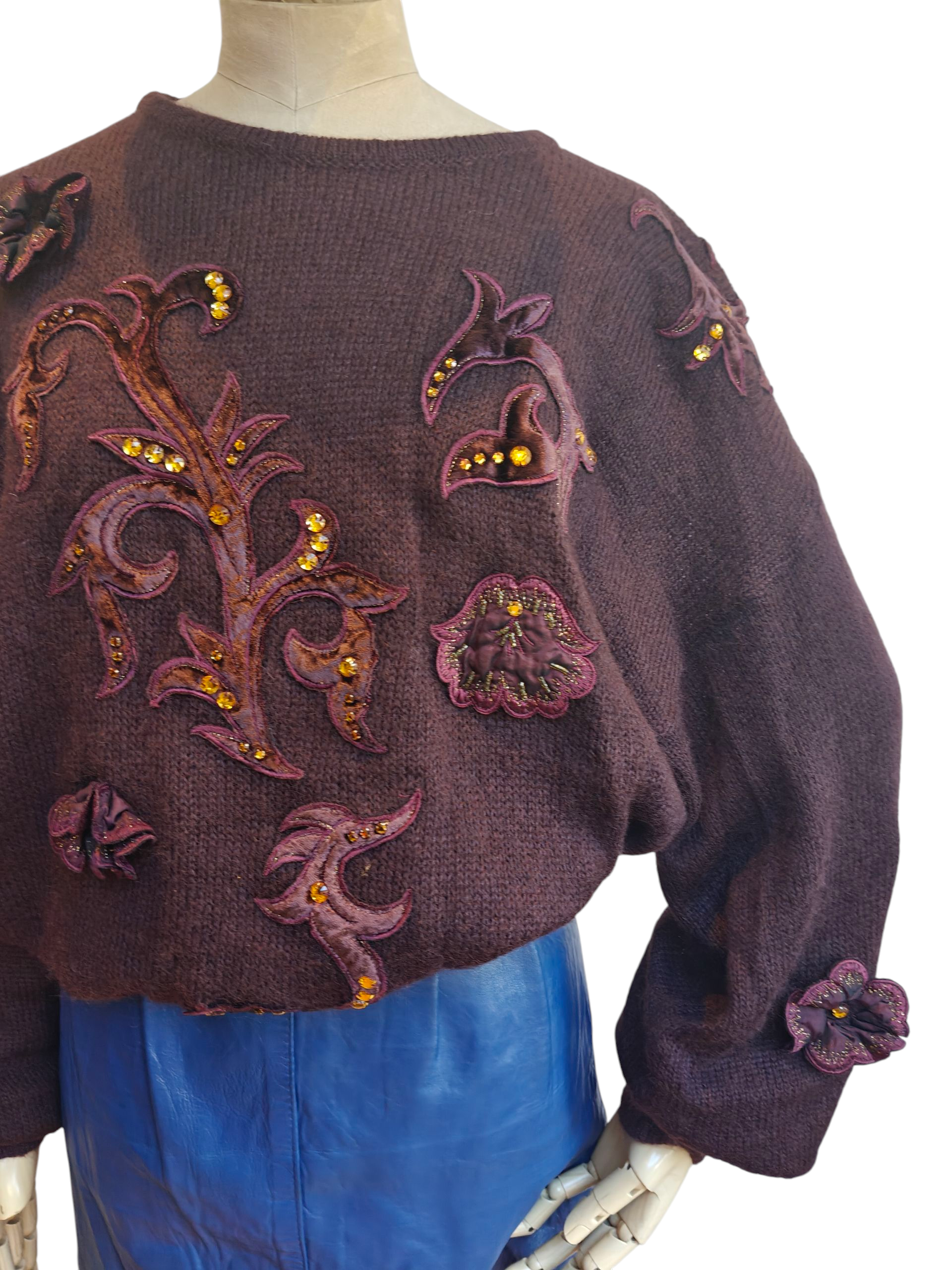 80's jumper with flower applique