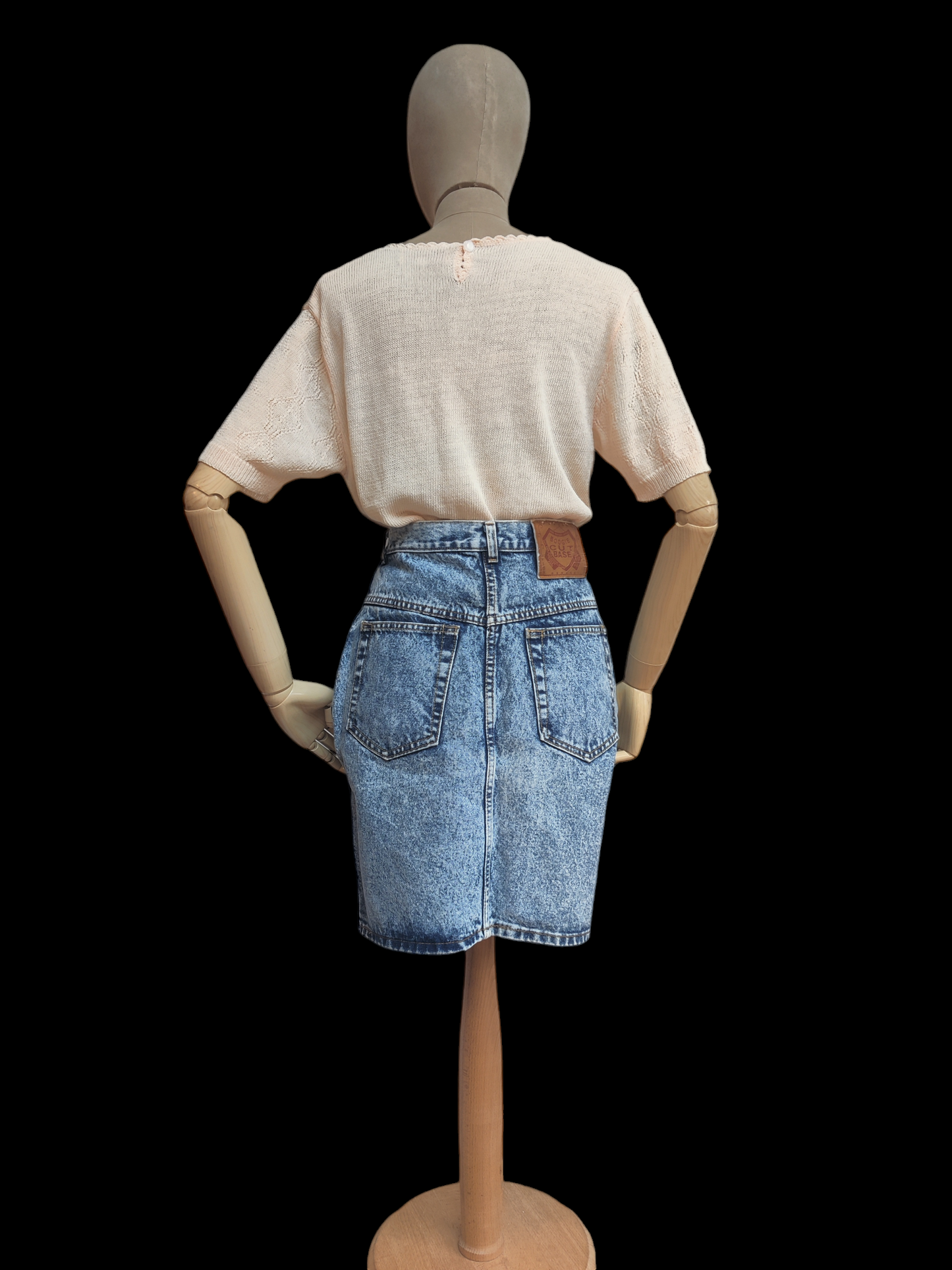 Amazing 80's denim pencil skirt