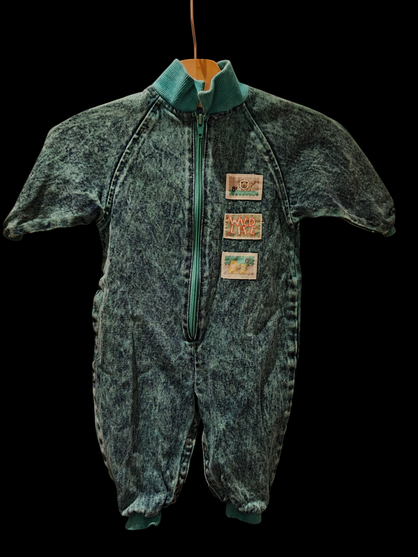 Amazing 80's romper suit age 12-18 months
