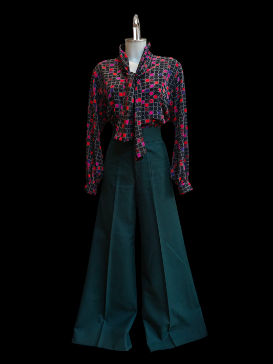 Amazing dark green wide legged 70's trousers