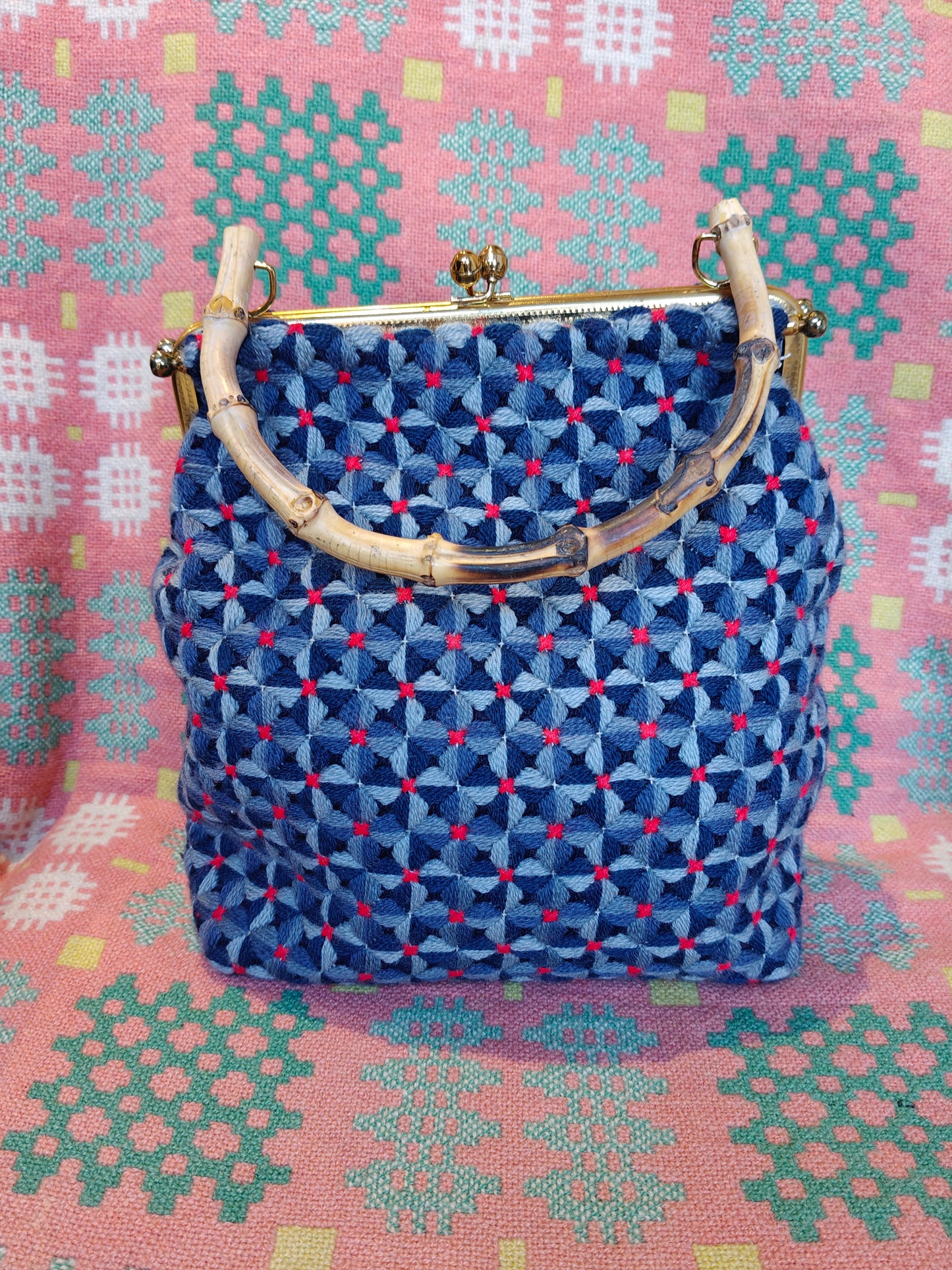 Bamboo handle vintage handbag