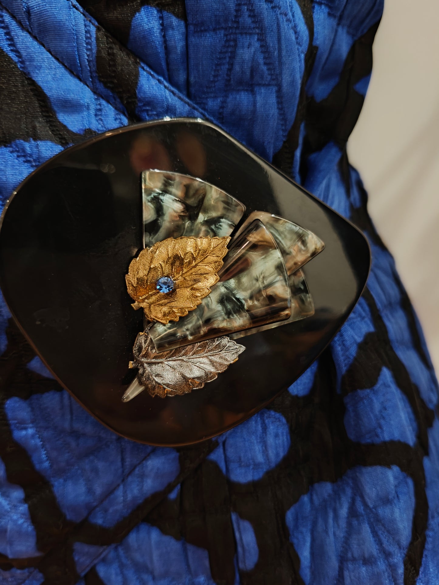 Decorative statement buckle