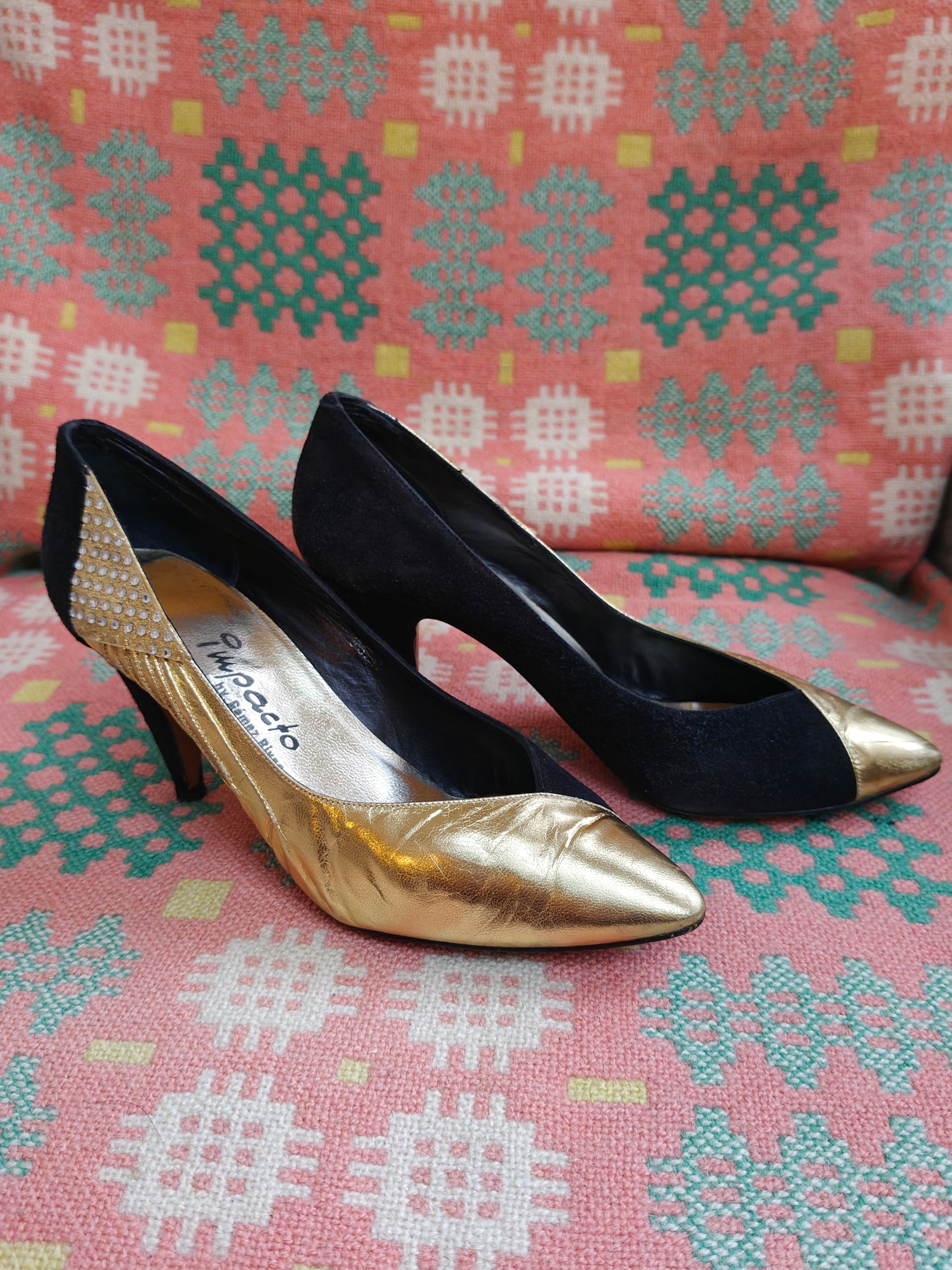 Eighties vintage shoes with crystals