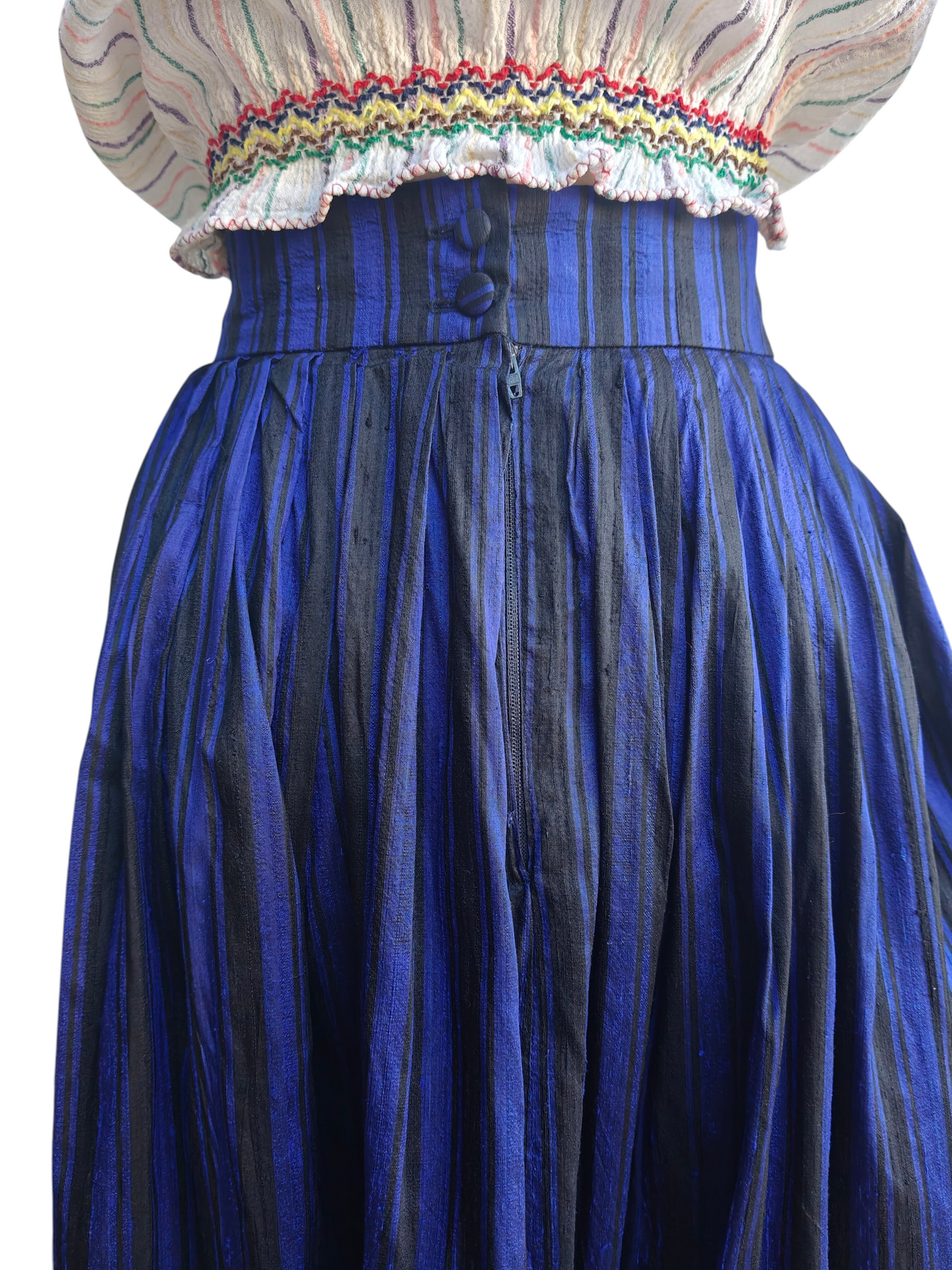 High waisted vintage maxi skirt