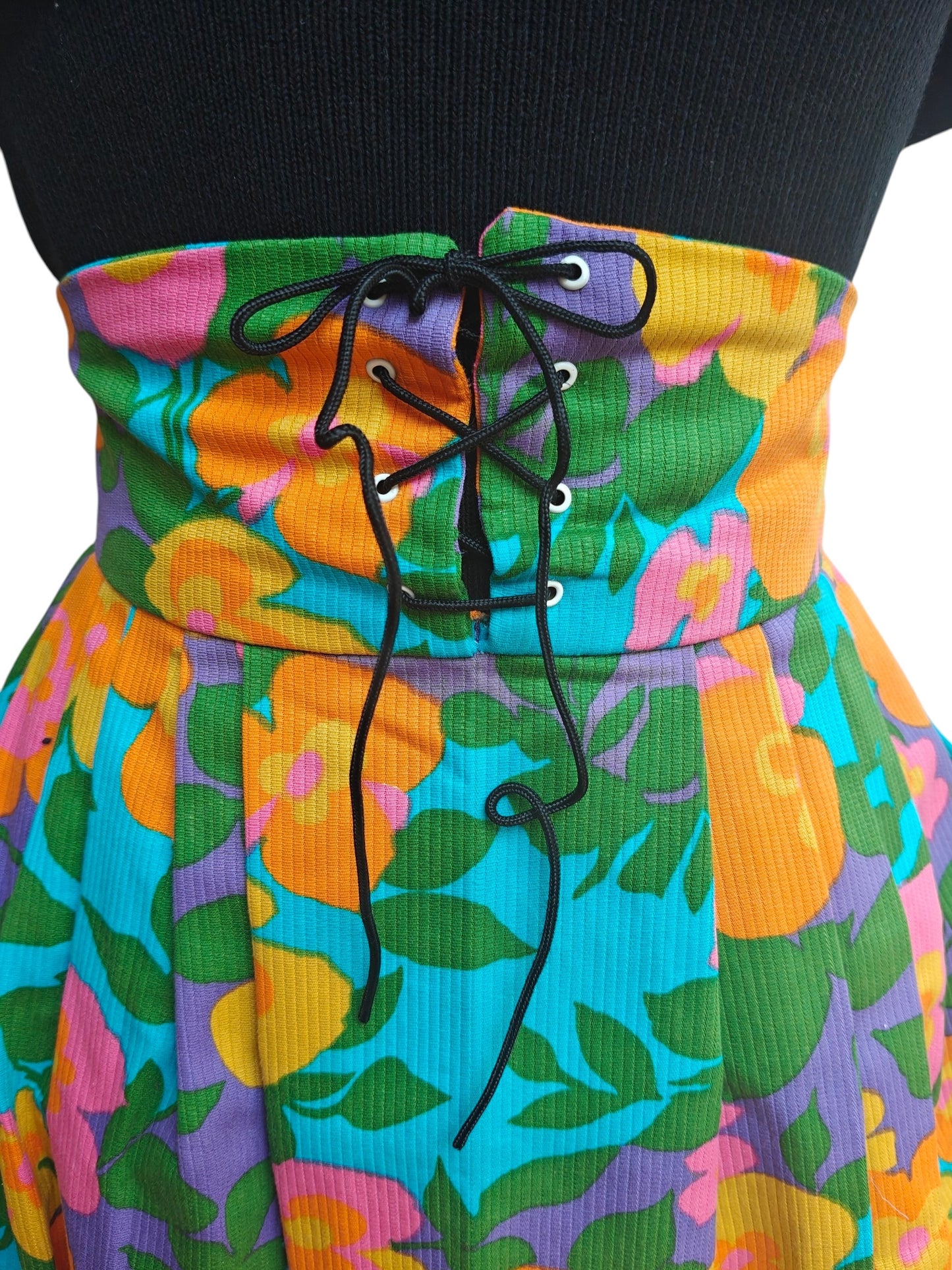 High waisted vintage maxi skirt in vibrant floral print