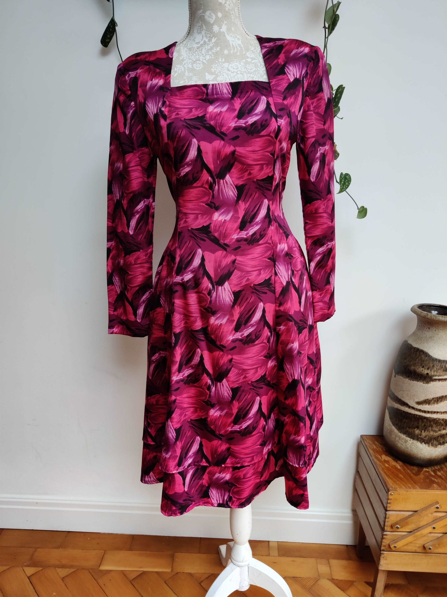 1960s vintage dress pink