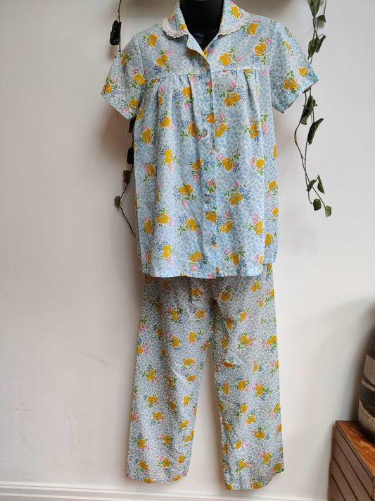 Beautiful vintage pjs