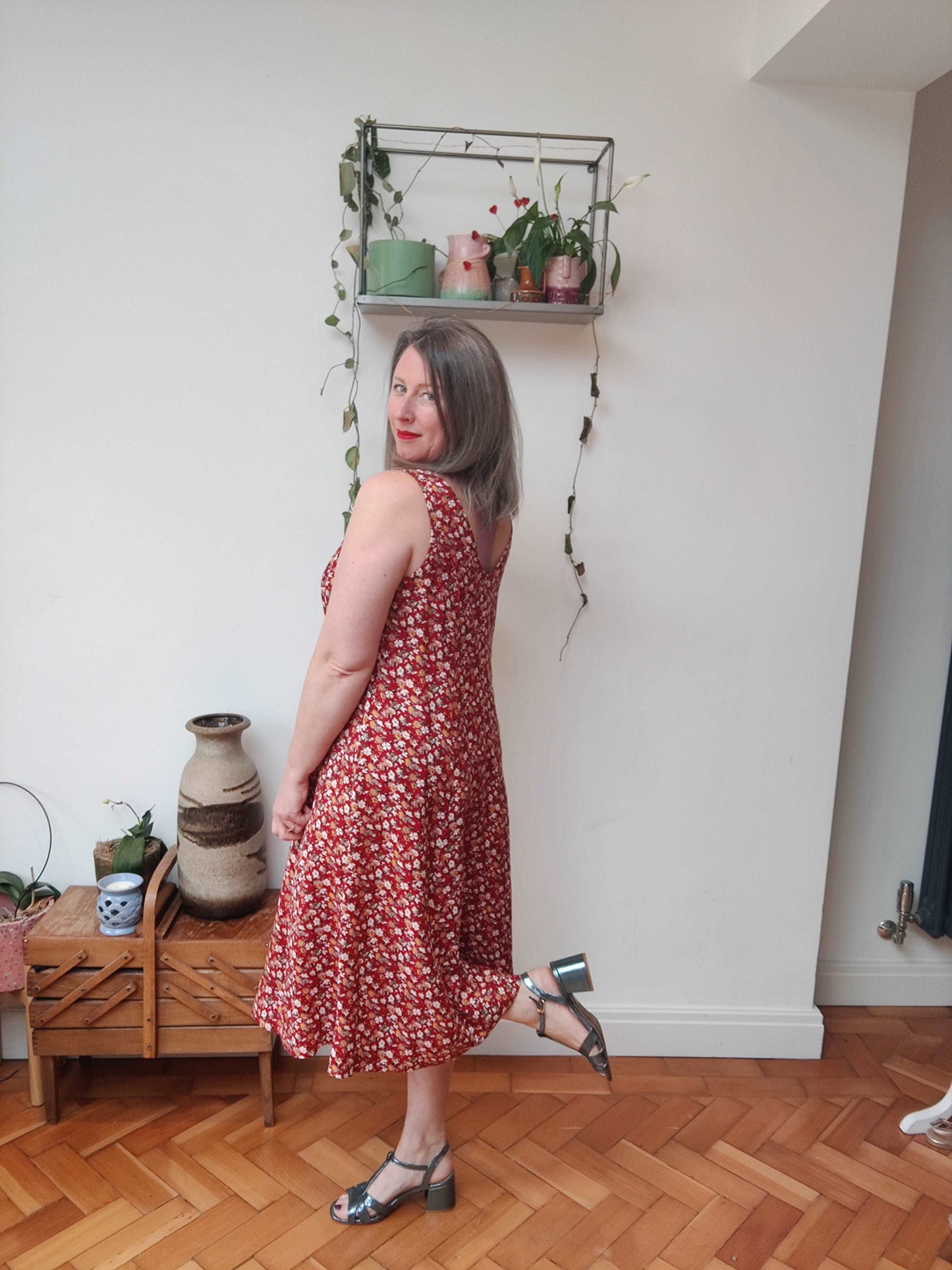 Plus size vintage floral midi dress size 16