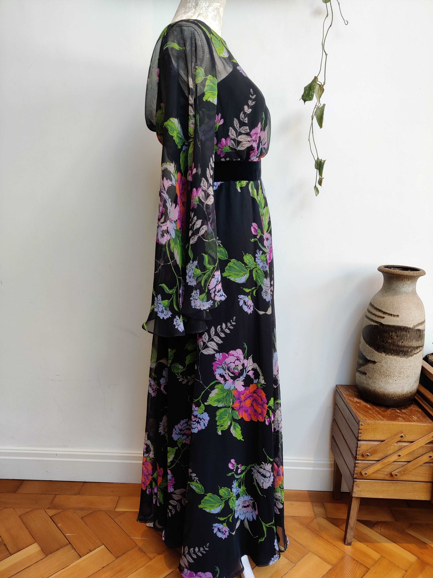 70s maxi dress of dreams size 8