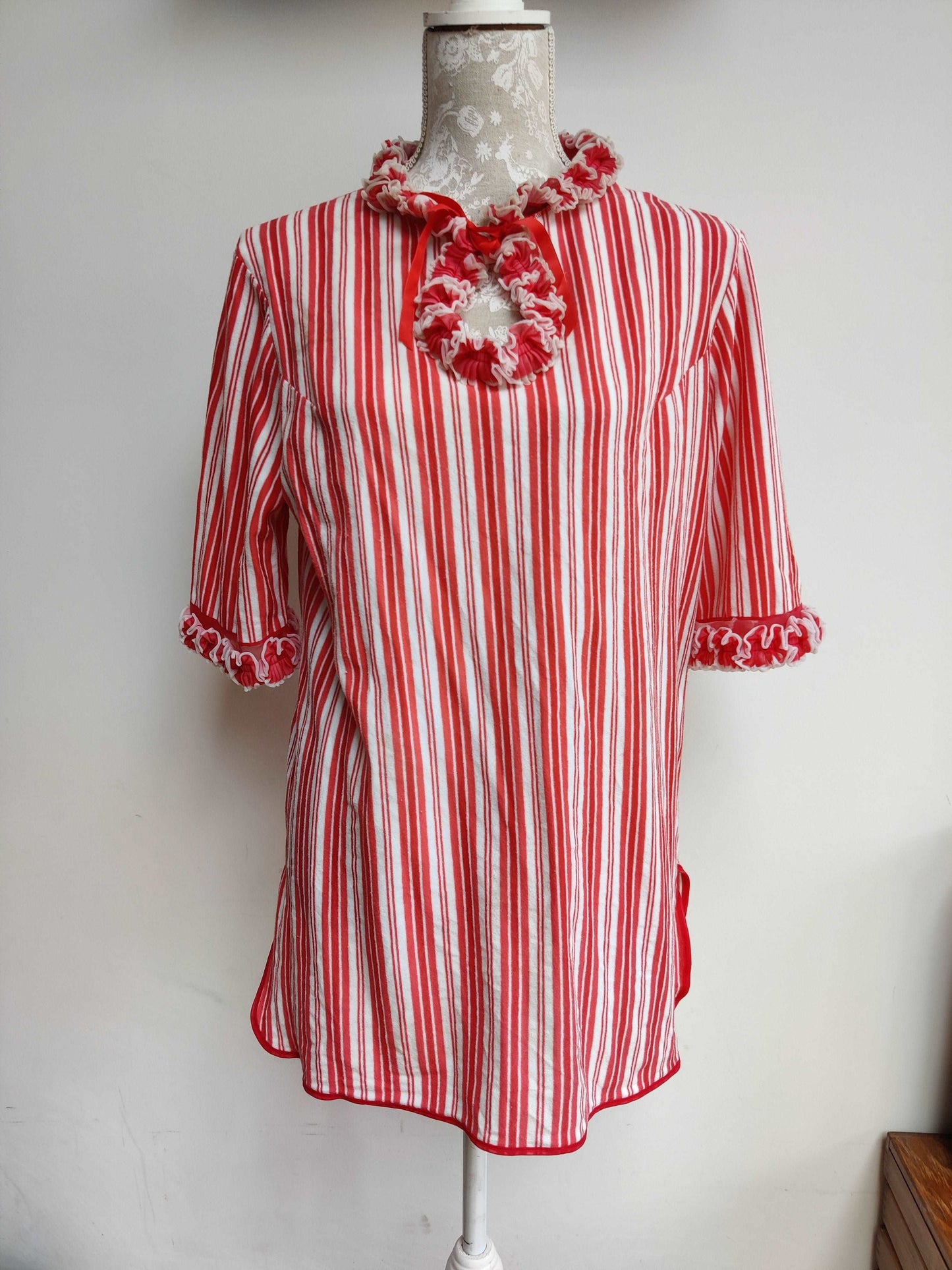 Fabulous coral stripe vintage frill smock top.