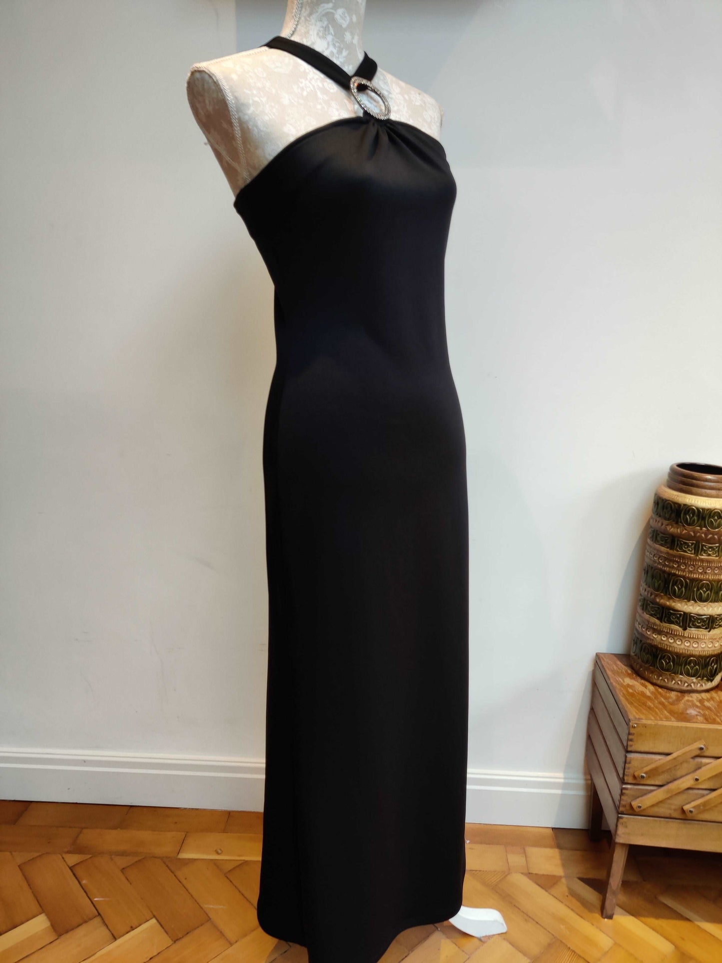 Black classy maxi 70s - 80s dress.