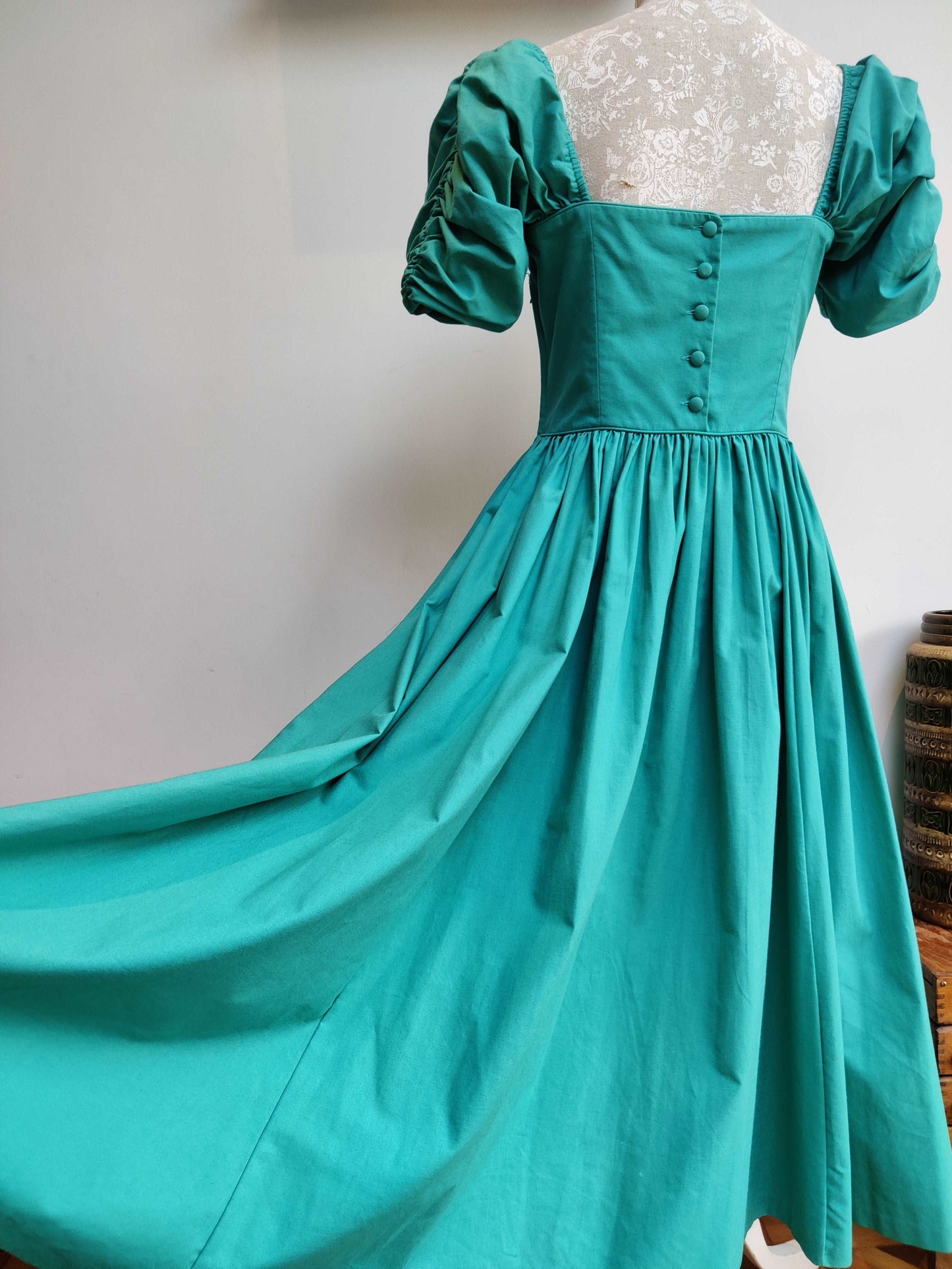 Fit and flare prom dress Laura Ashley 80s.