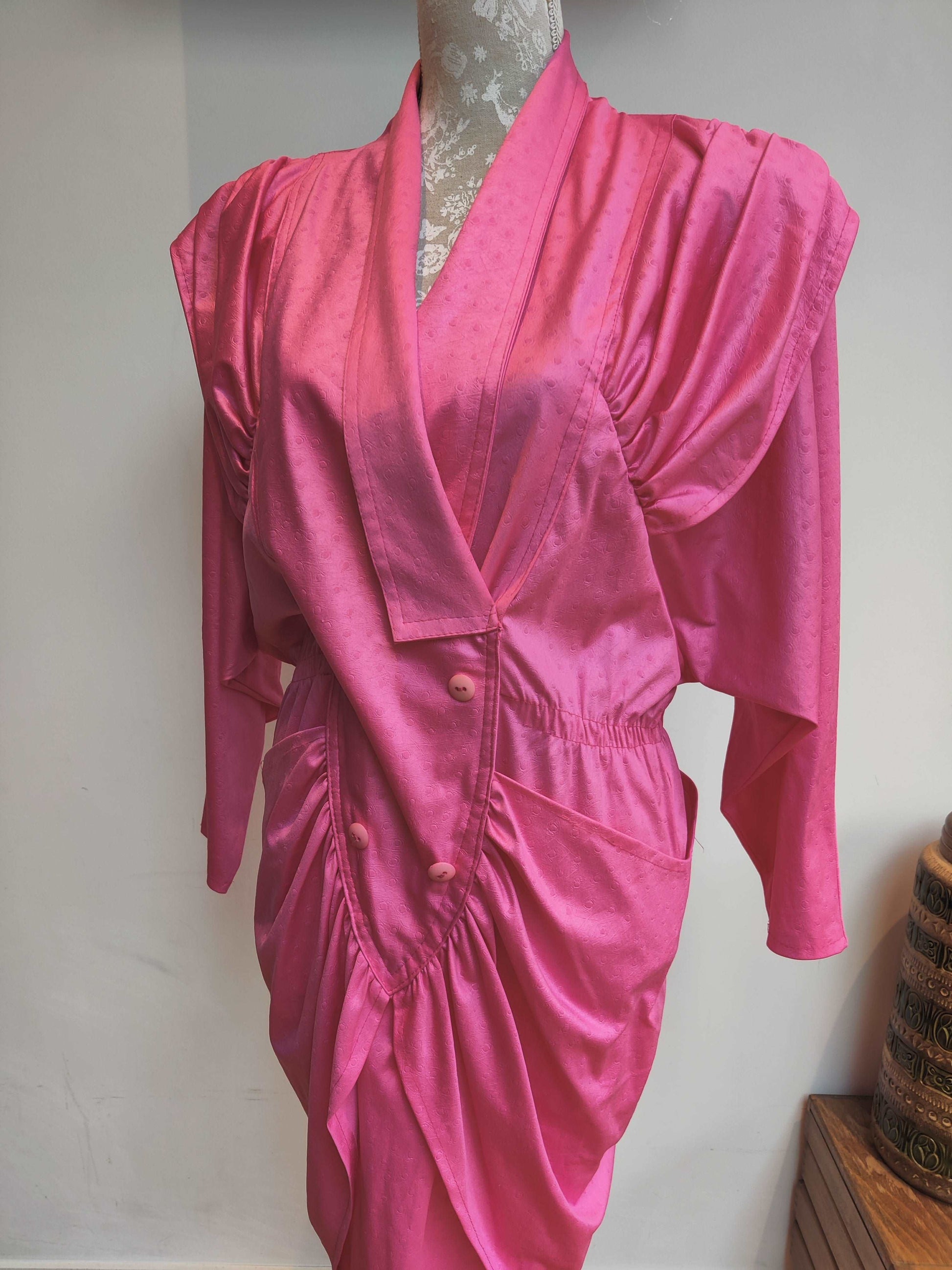 Awesome pink 80s dress size 12.