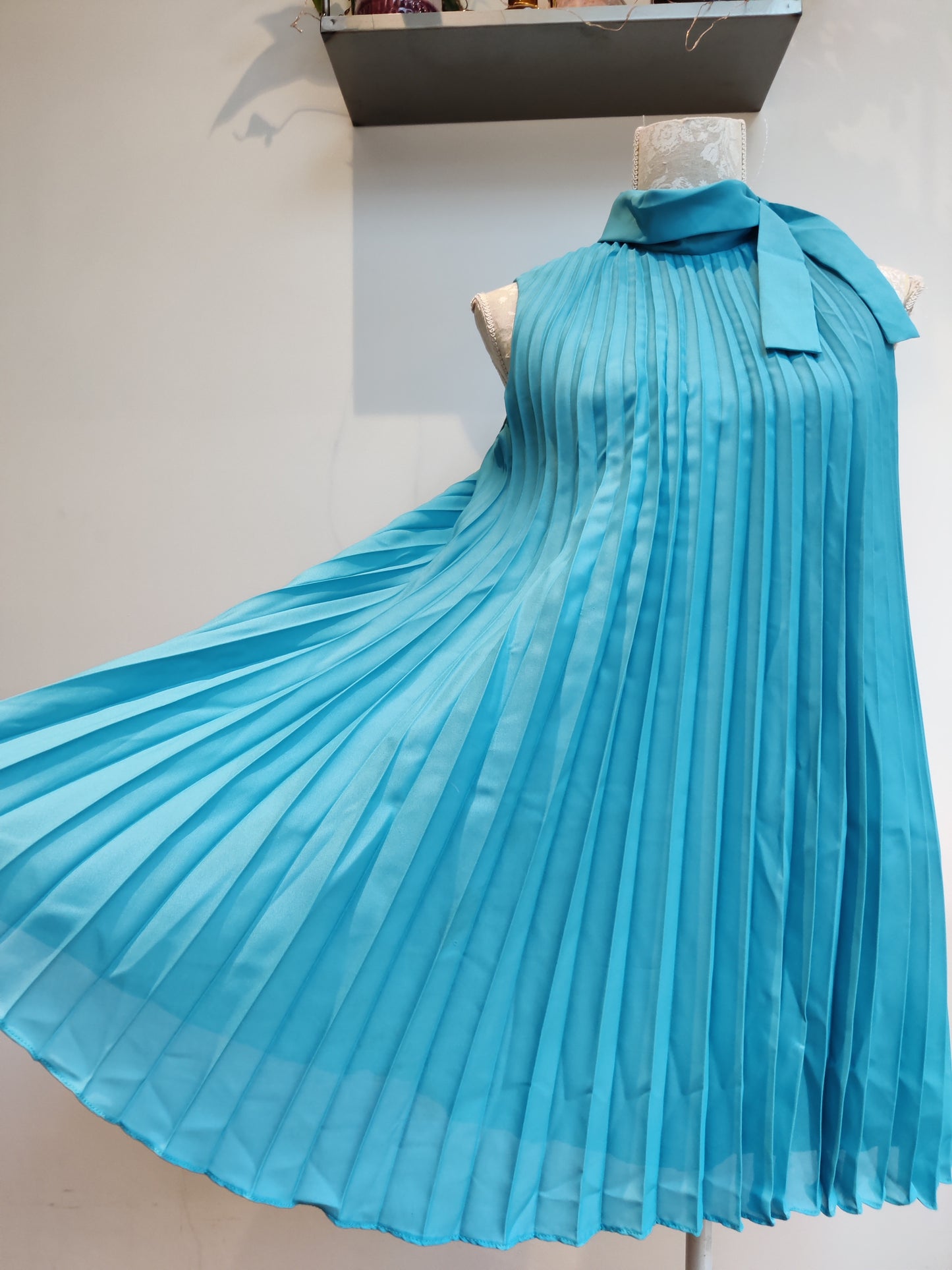 blue pleated mini dress size 10-12