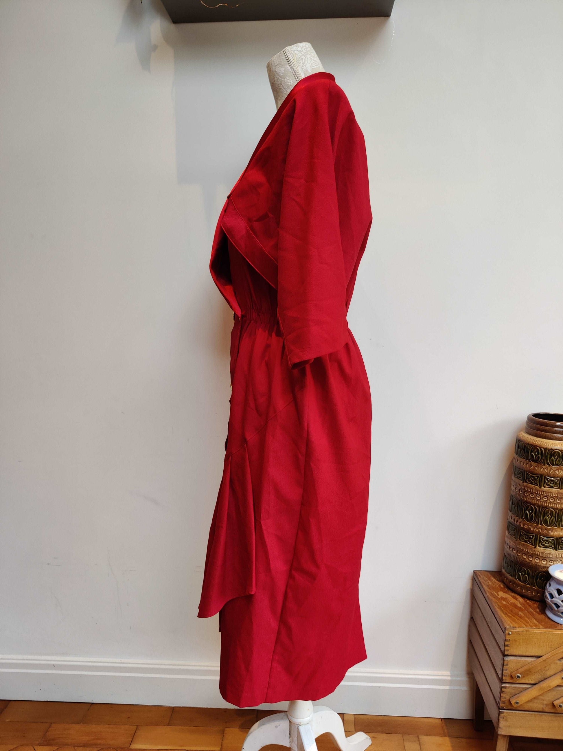 Stunning red 80s midi dress