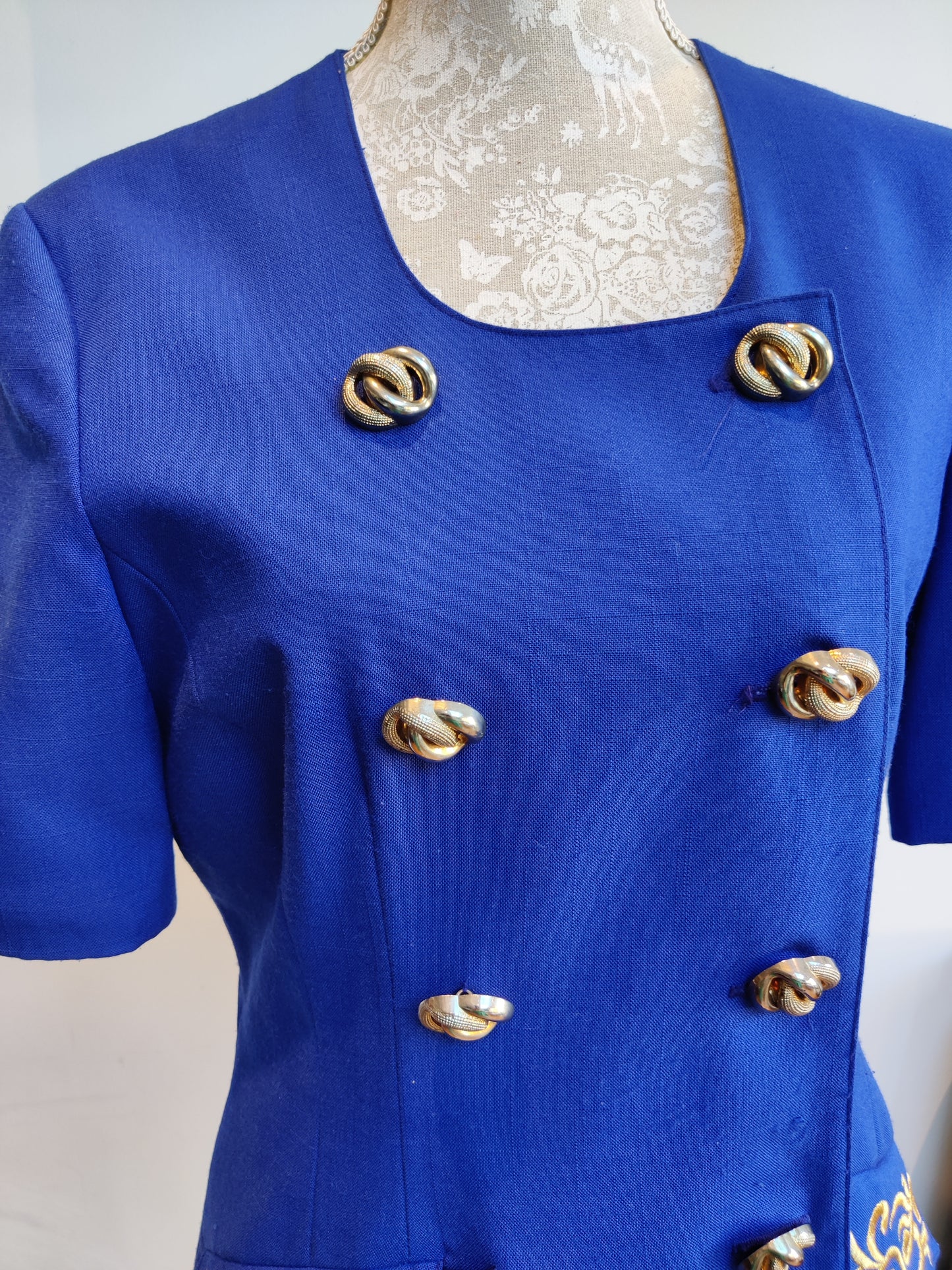 Vintage jacket in blue and gold. 