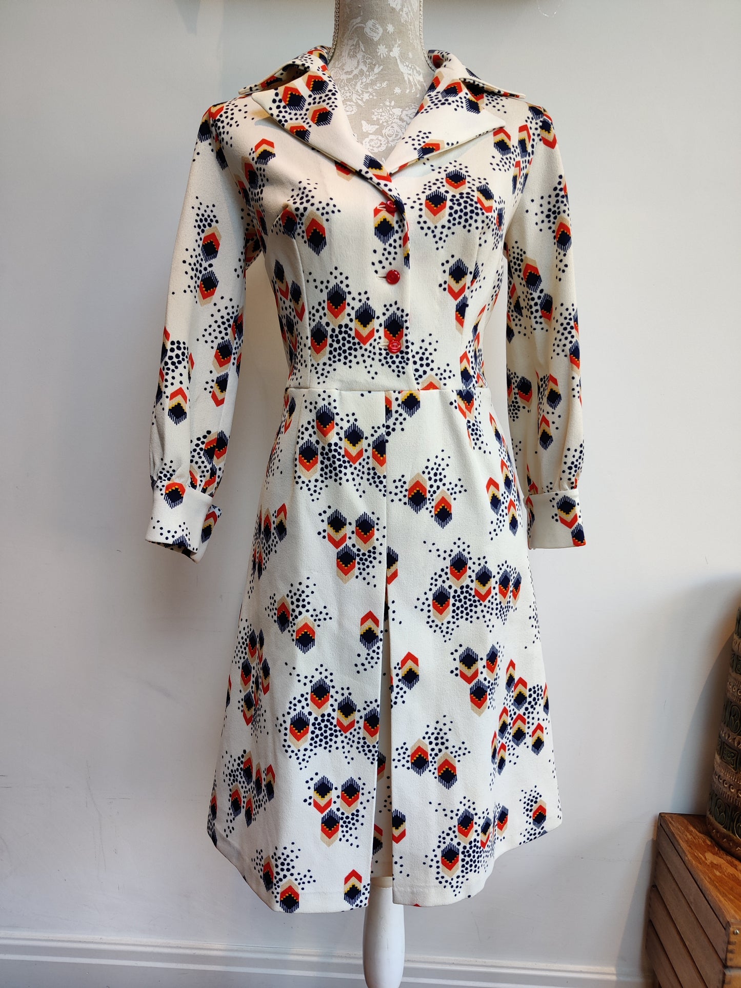 Vintage midi dress with 70s collar