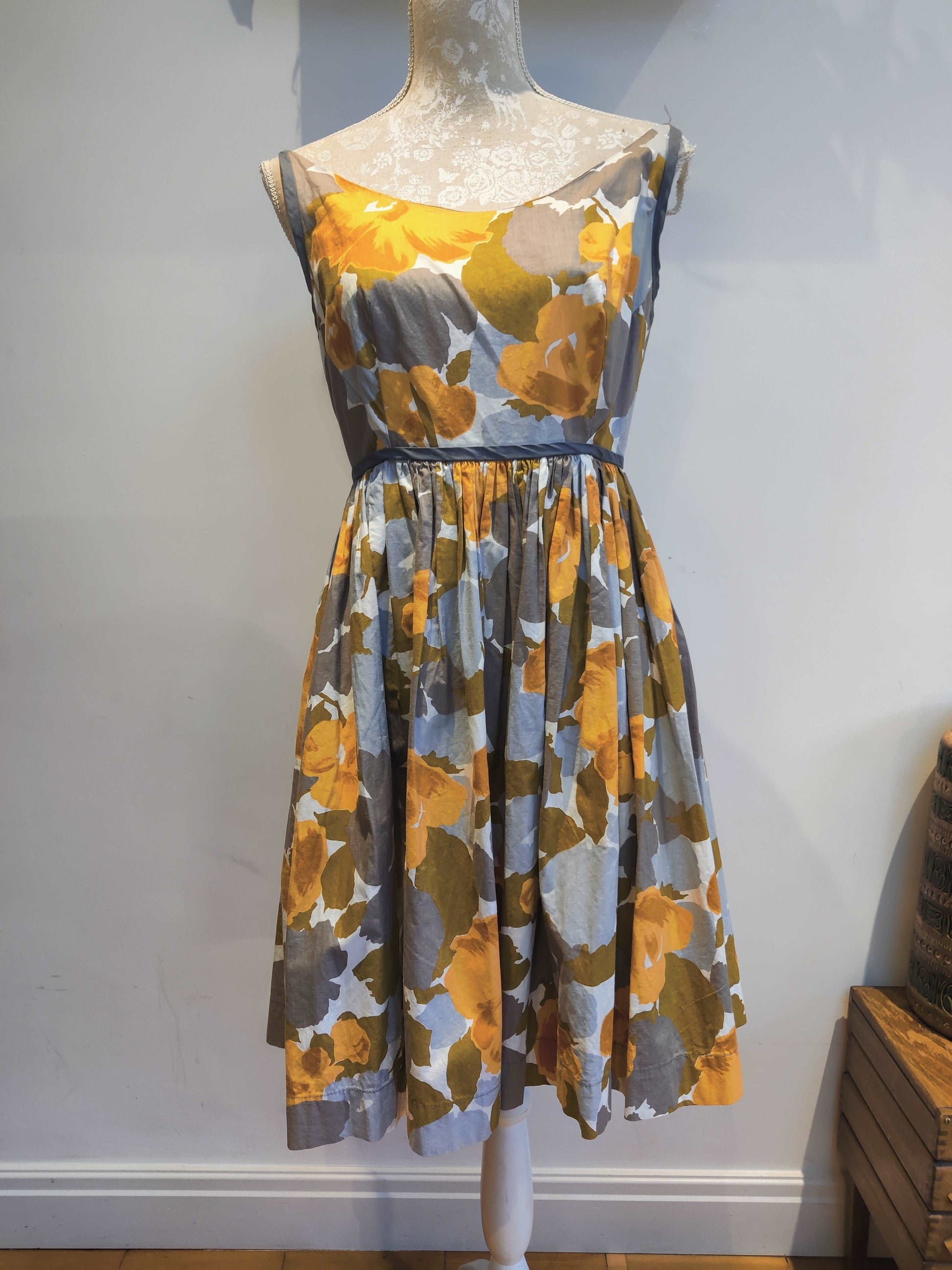 50s floral dress in mustard yellow and grey 