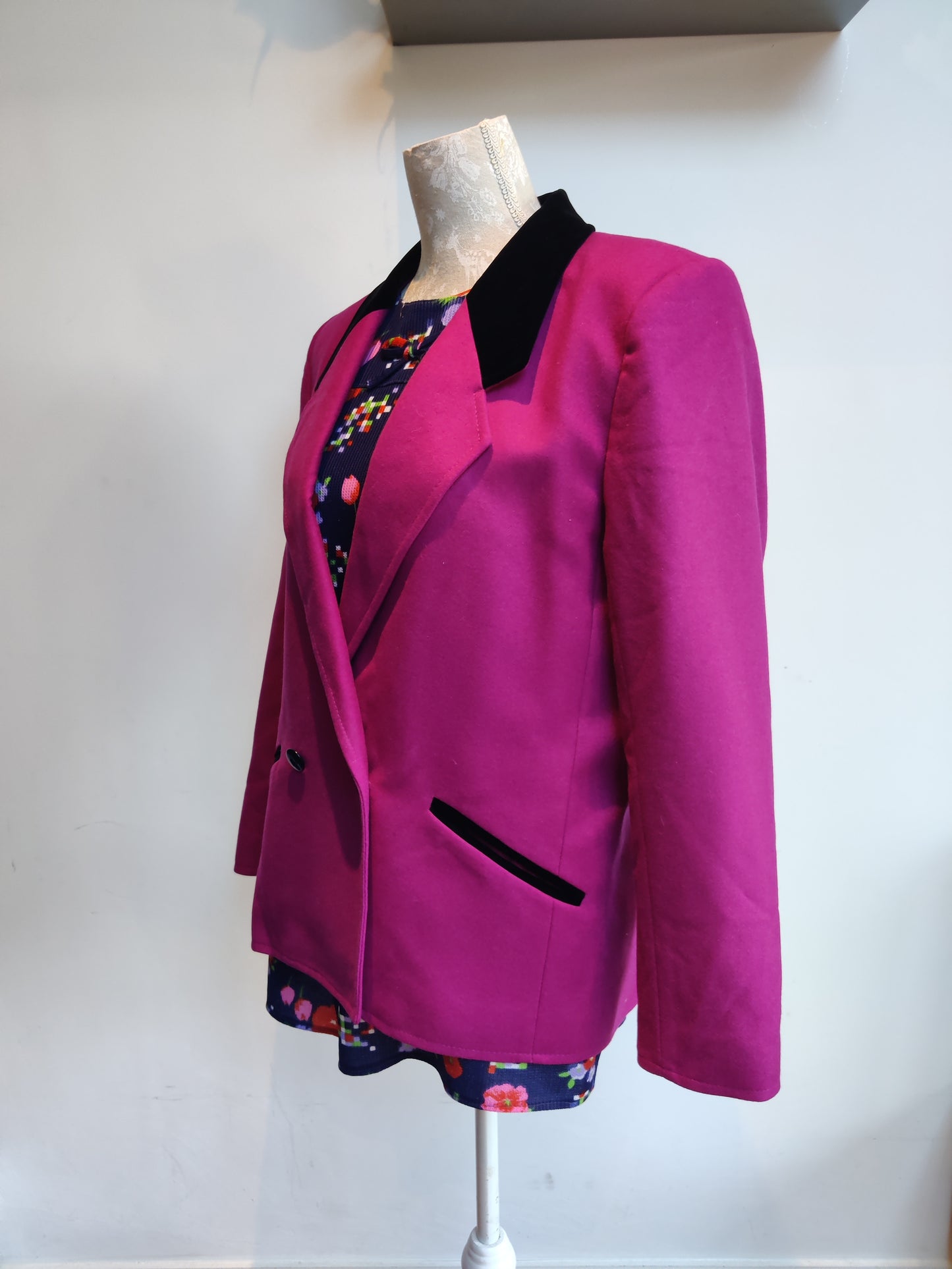 Vintage Windsmoor jacket in fuchsia pink