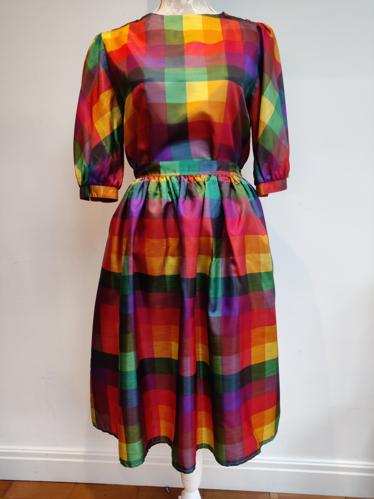 Stunning bright rainbow check 2 piece size 8.