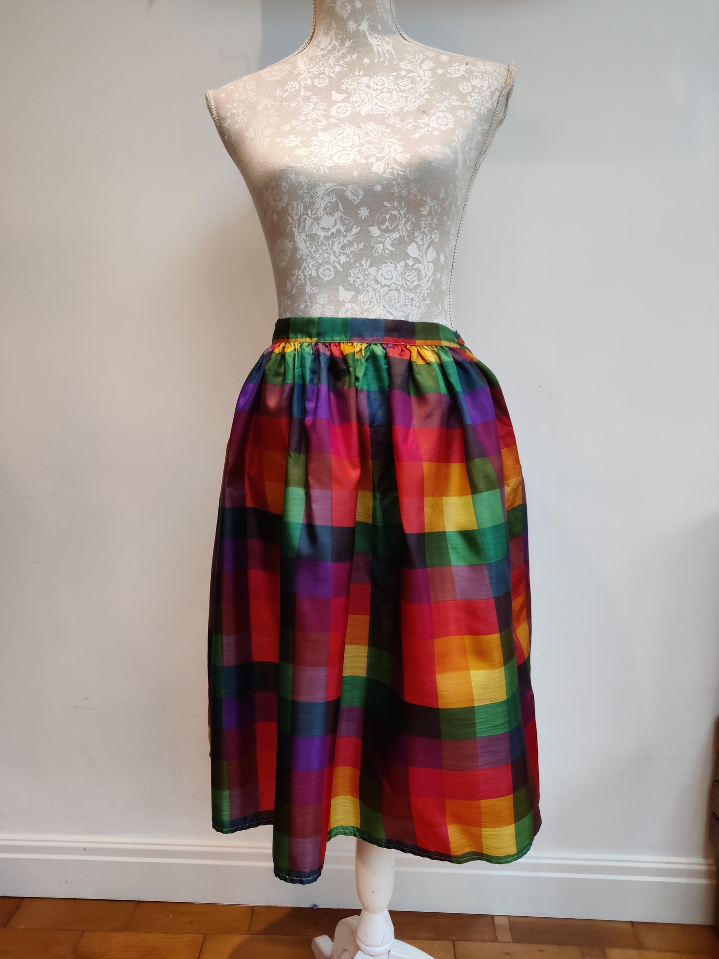 Vintage skirt and top set in colourful check print.