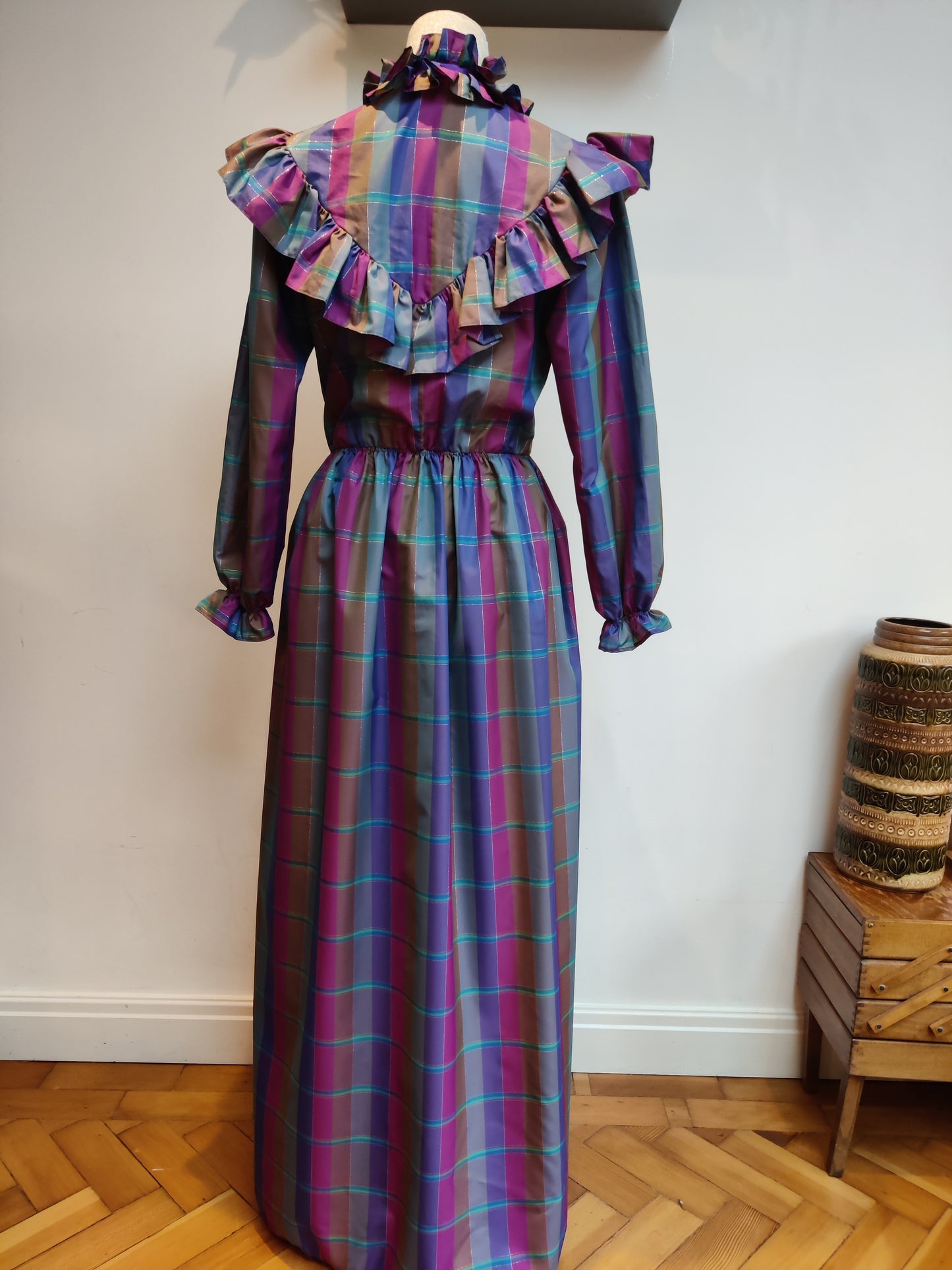 Full length 1970s dress with ruffle neck size 12