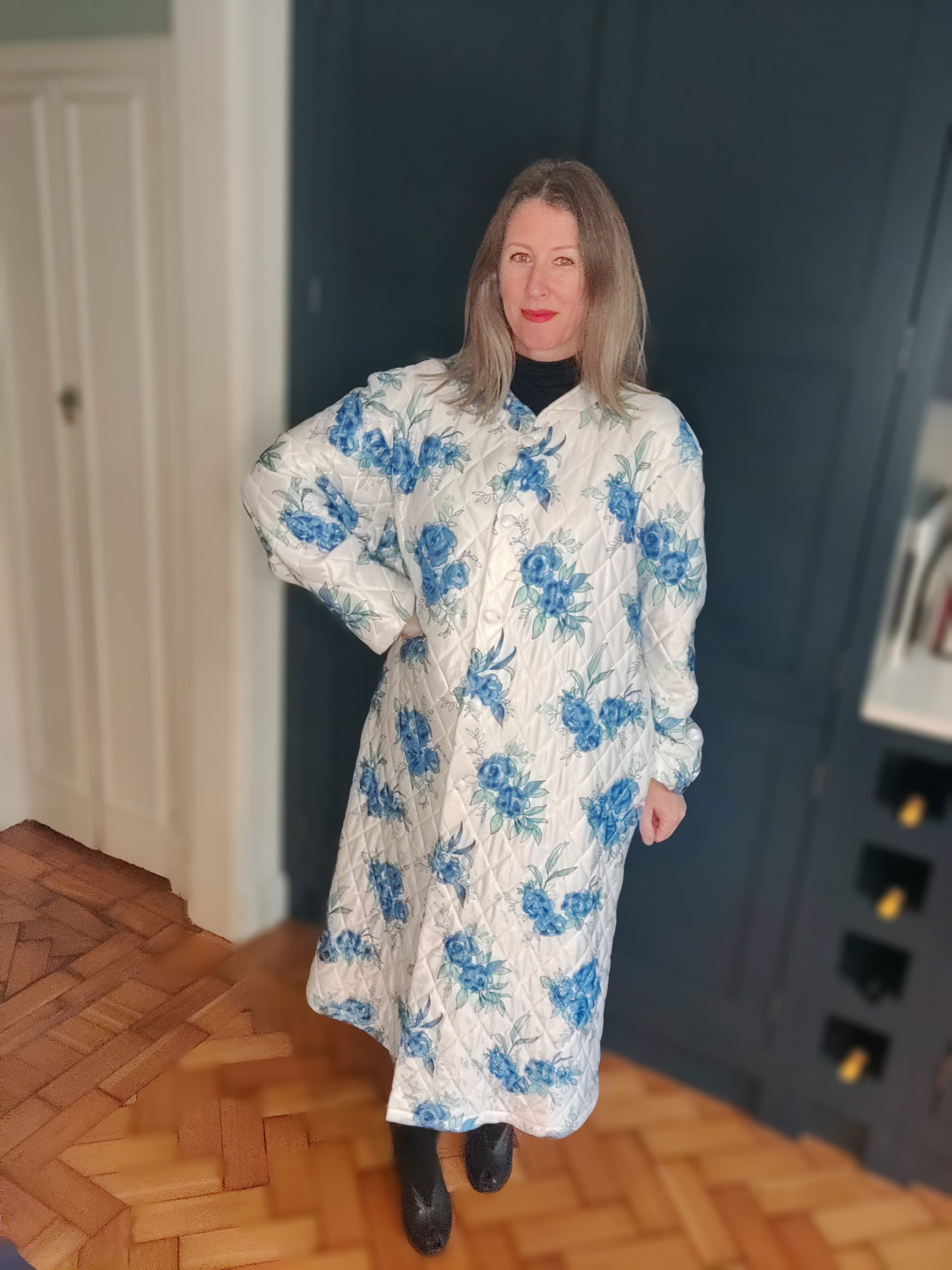Lovely blue and white vintage housecoat