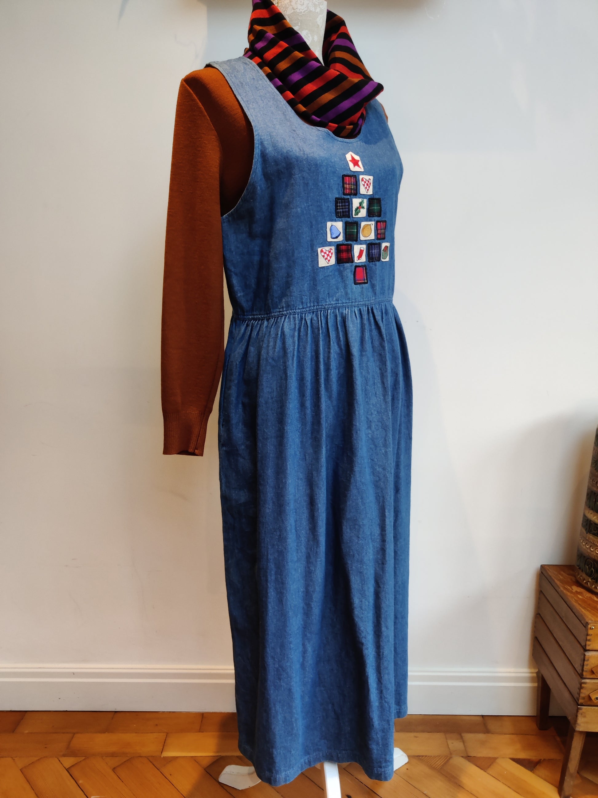 Amazing blue vintage denim pinafore dress