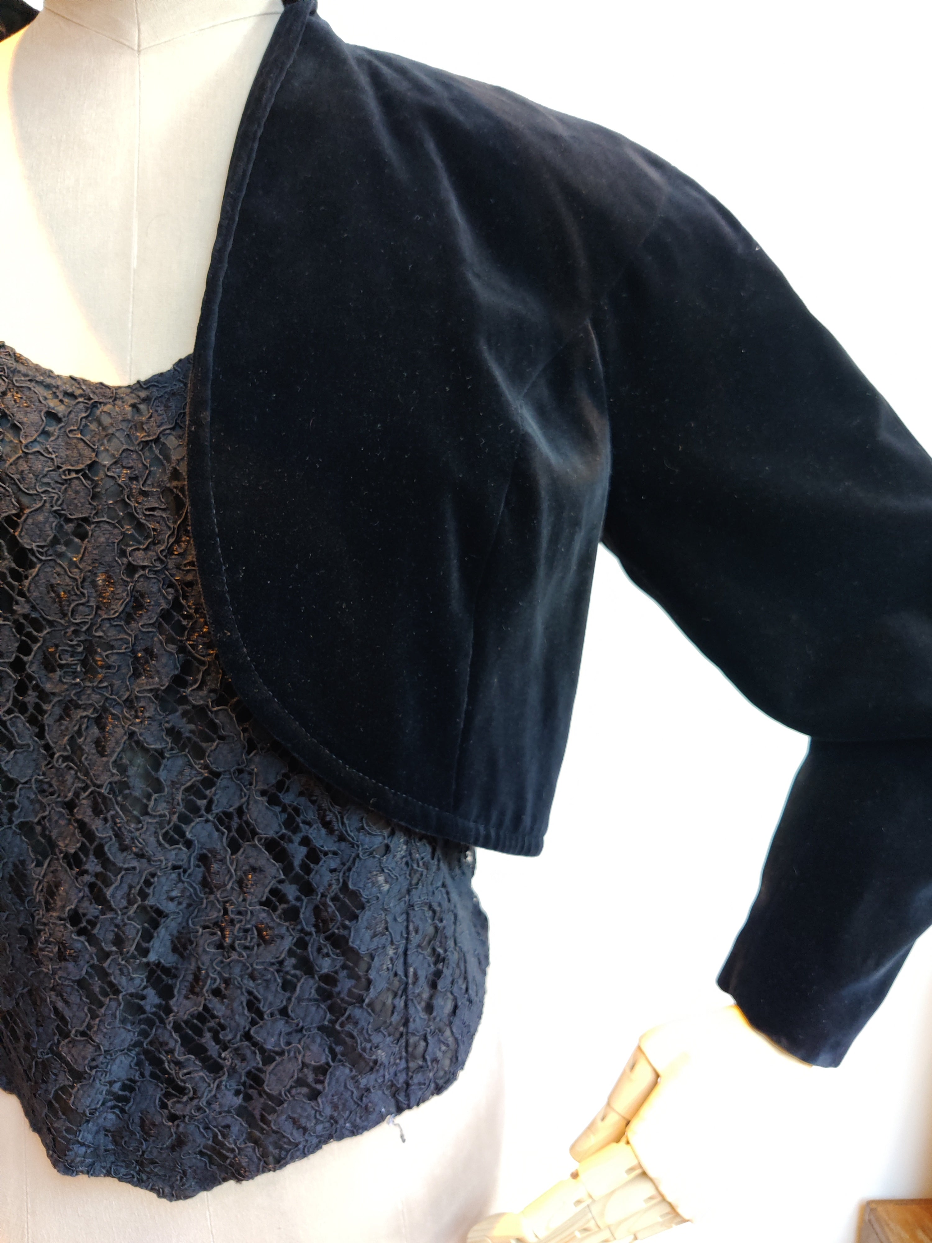 Black velvet bolero outlet jacket