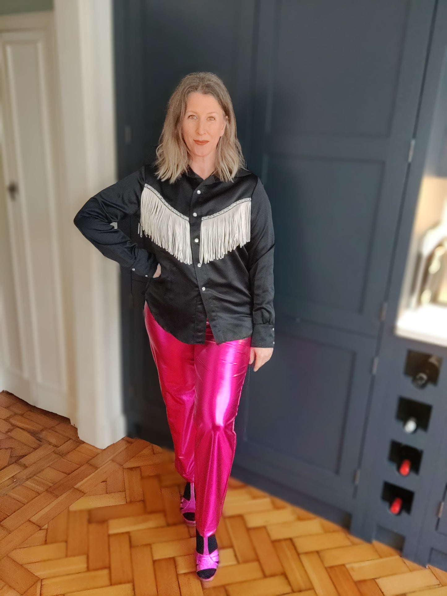 Shocking pink 90s high waisted trousers. Size 12.