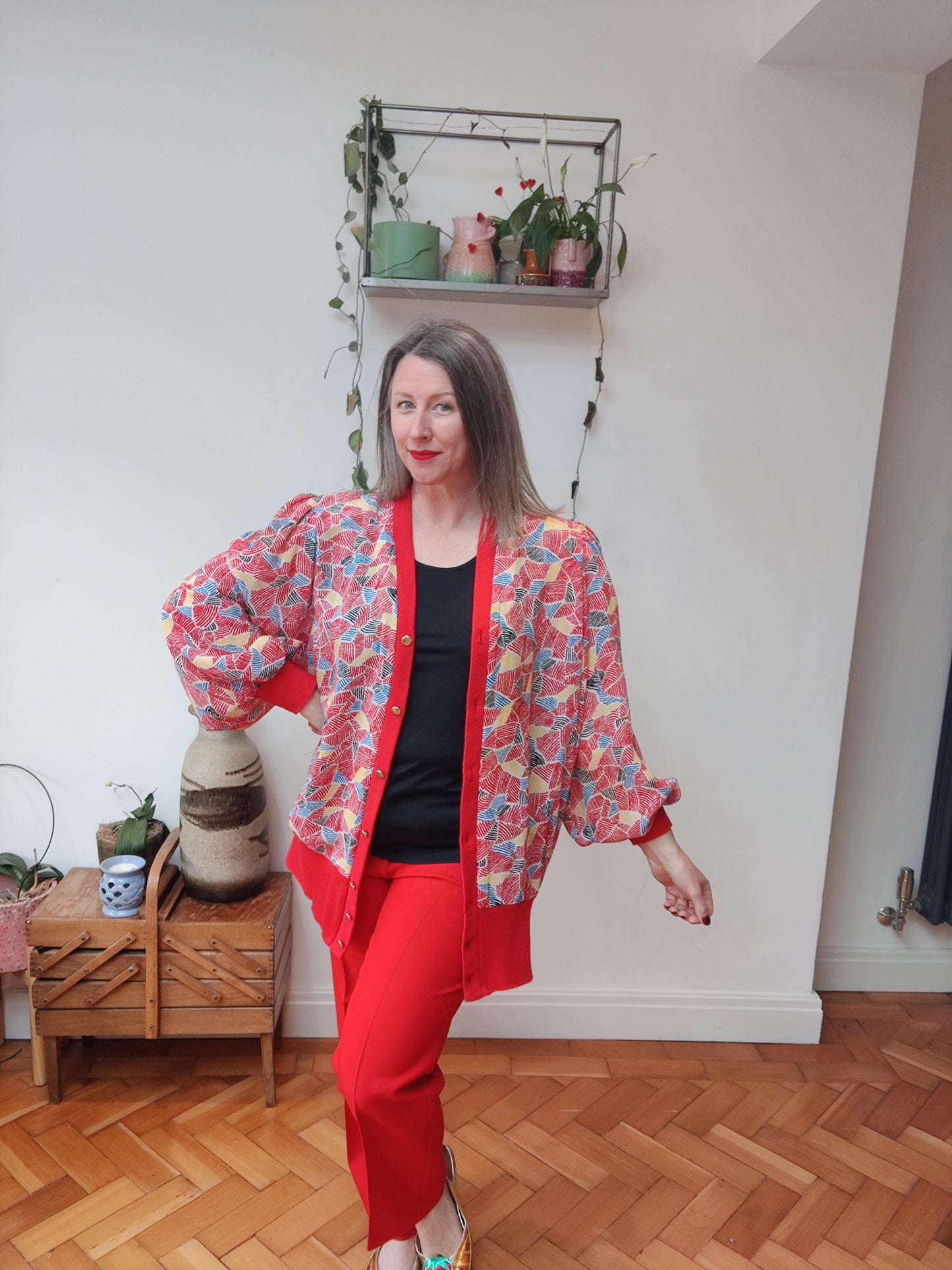 Vintage cardigan with 80s print. size 16-18