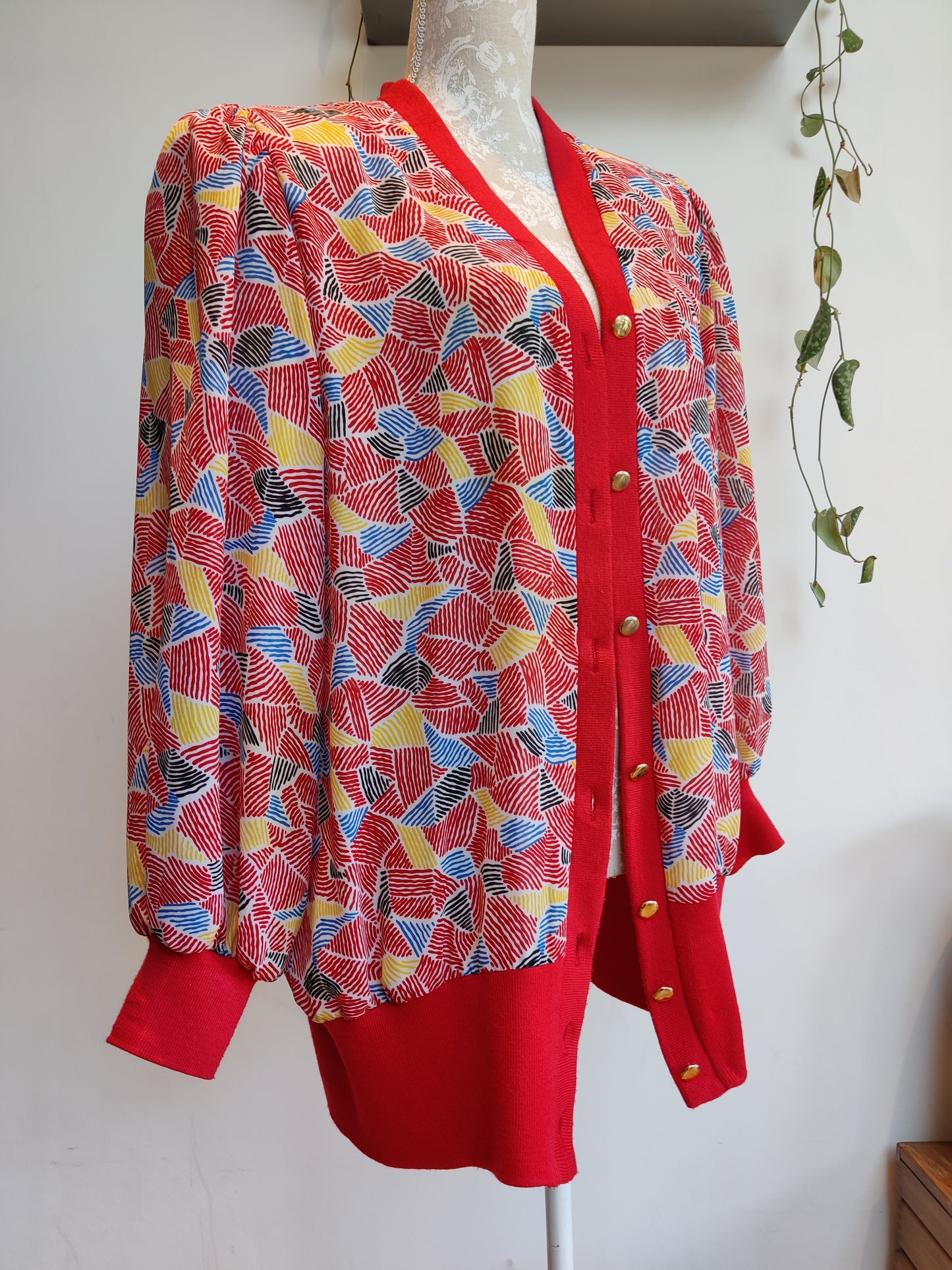 Vintage print cardigan with puff sleeves