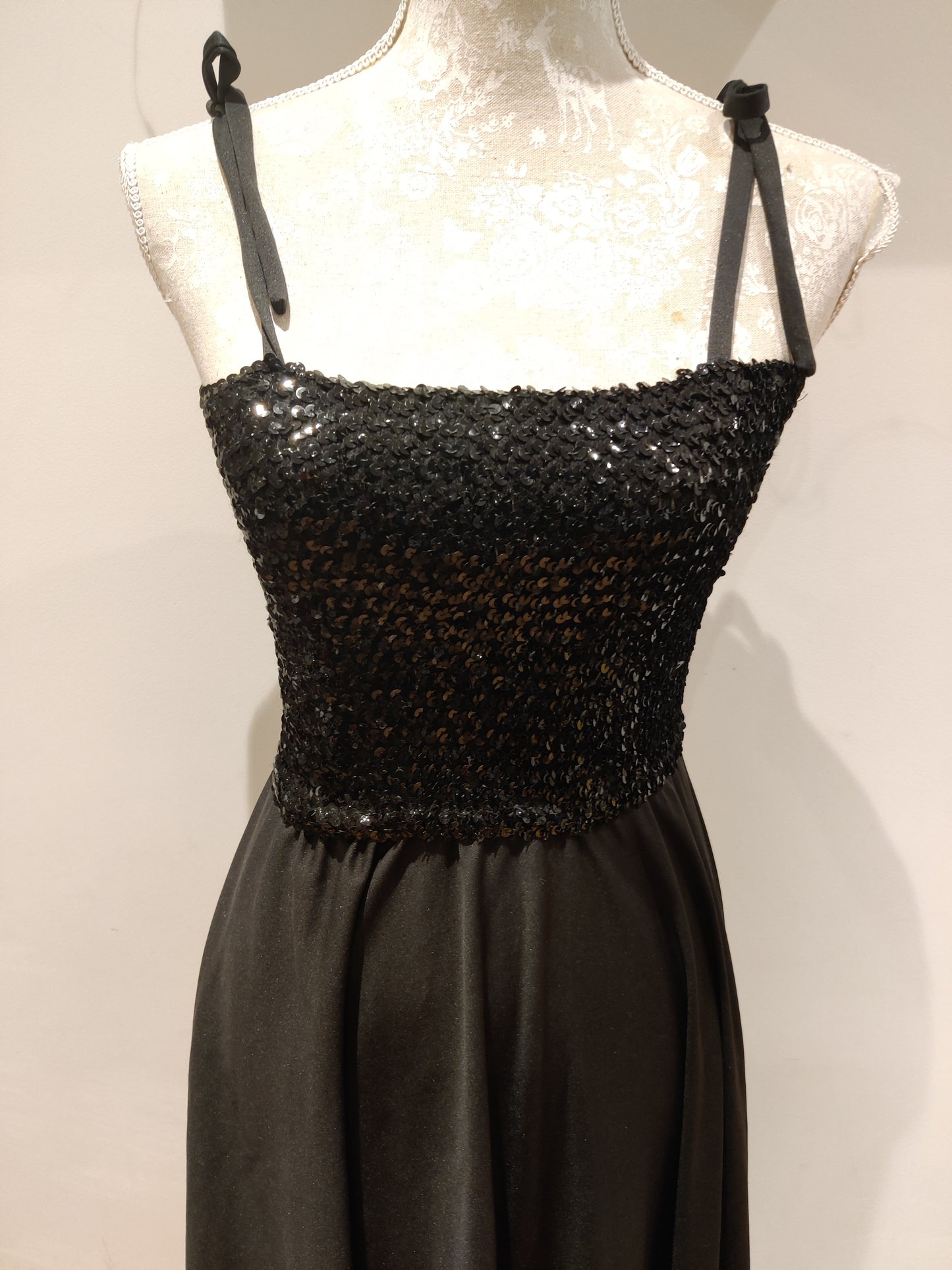 Small vintage disco dress