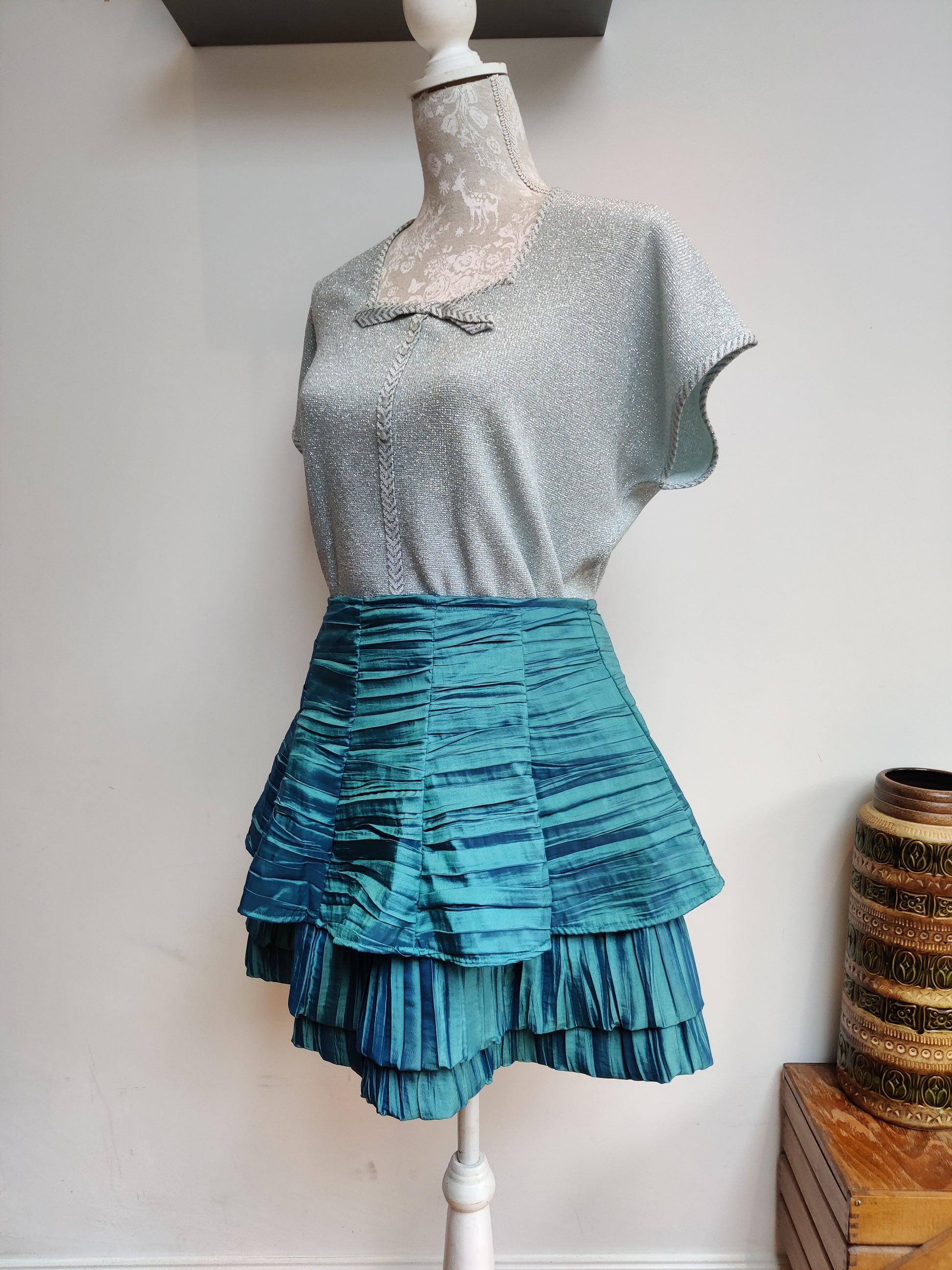 size 16-18 rara skirt vintage.