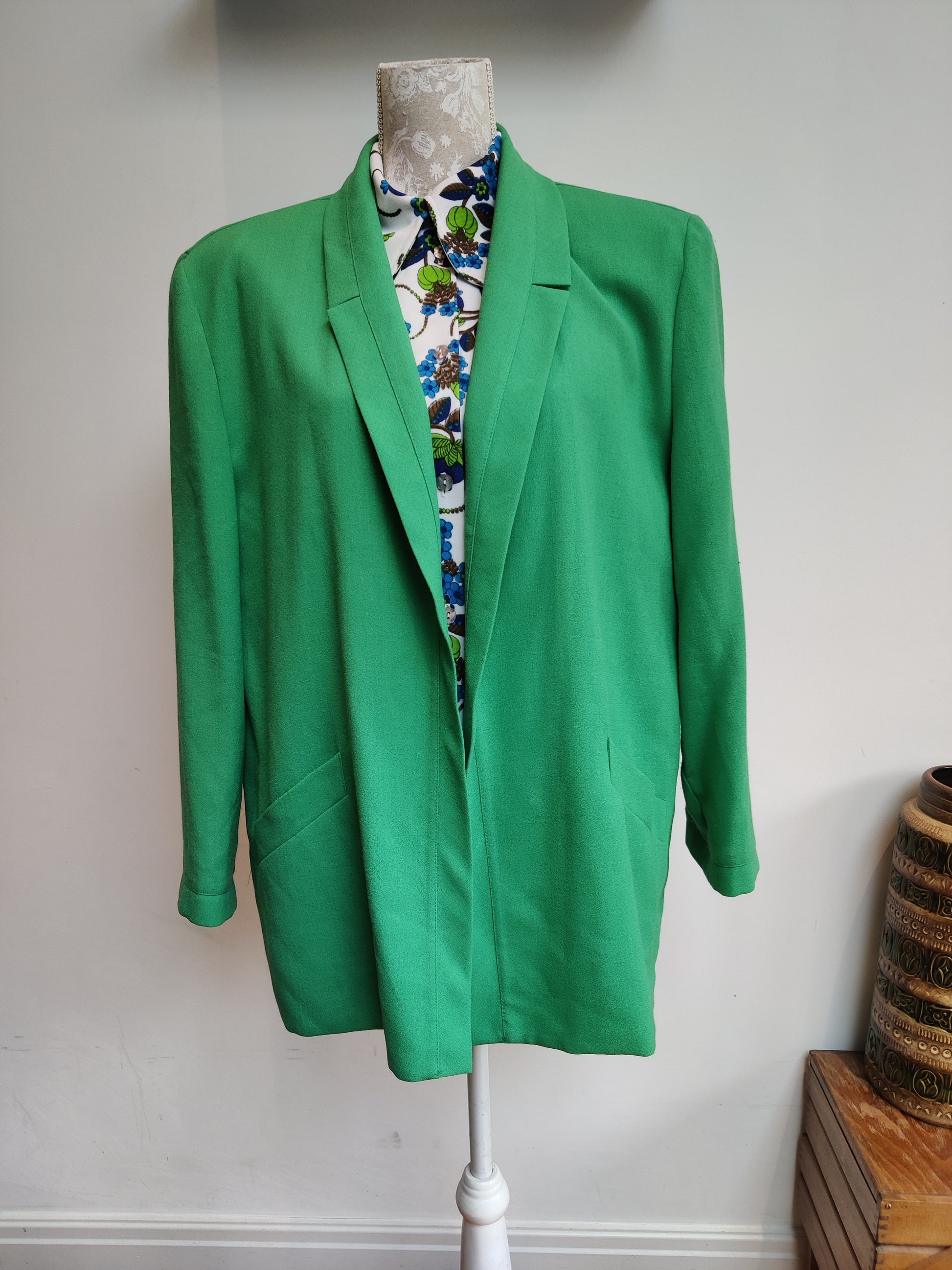Vintage green jacket size 16