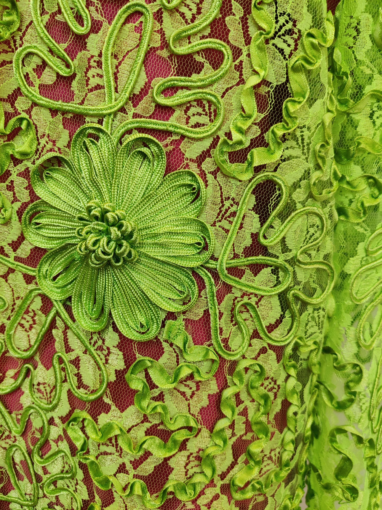 Striking lime green lace cardigan. Size 20.