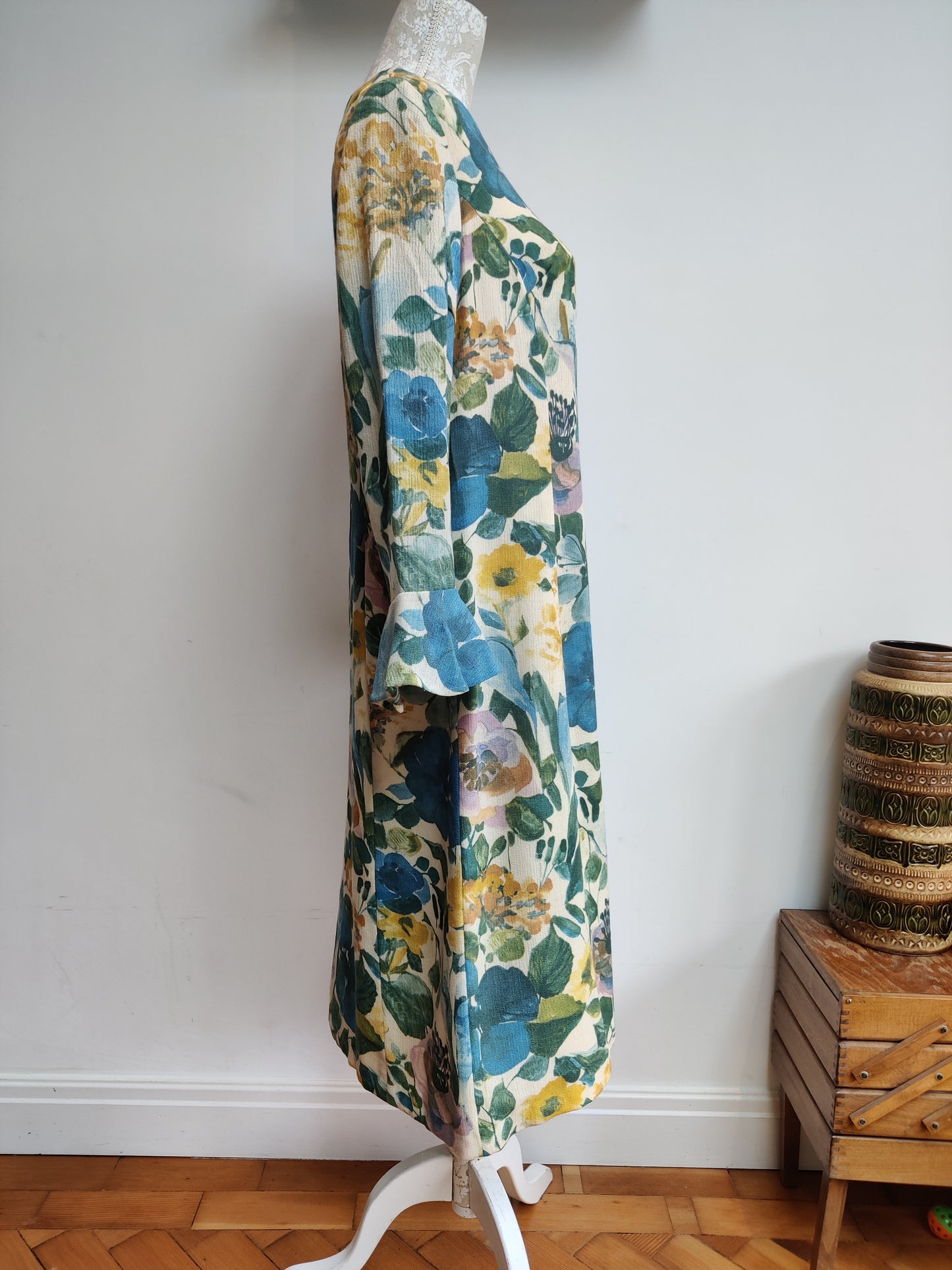 50s long sleevs floral dress