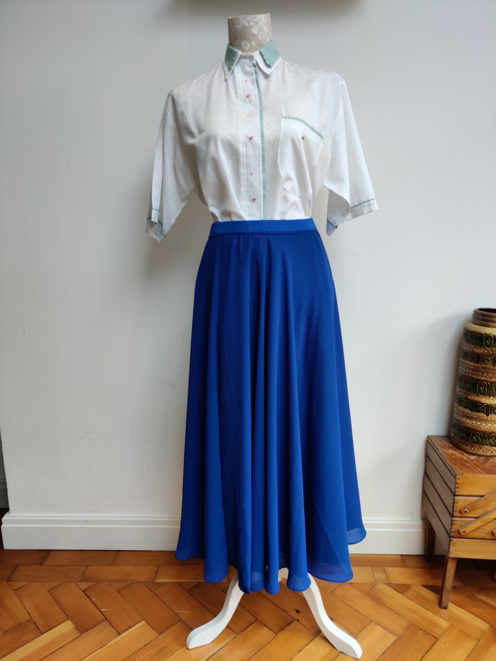 Vintage blue midi skirt
