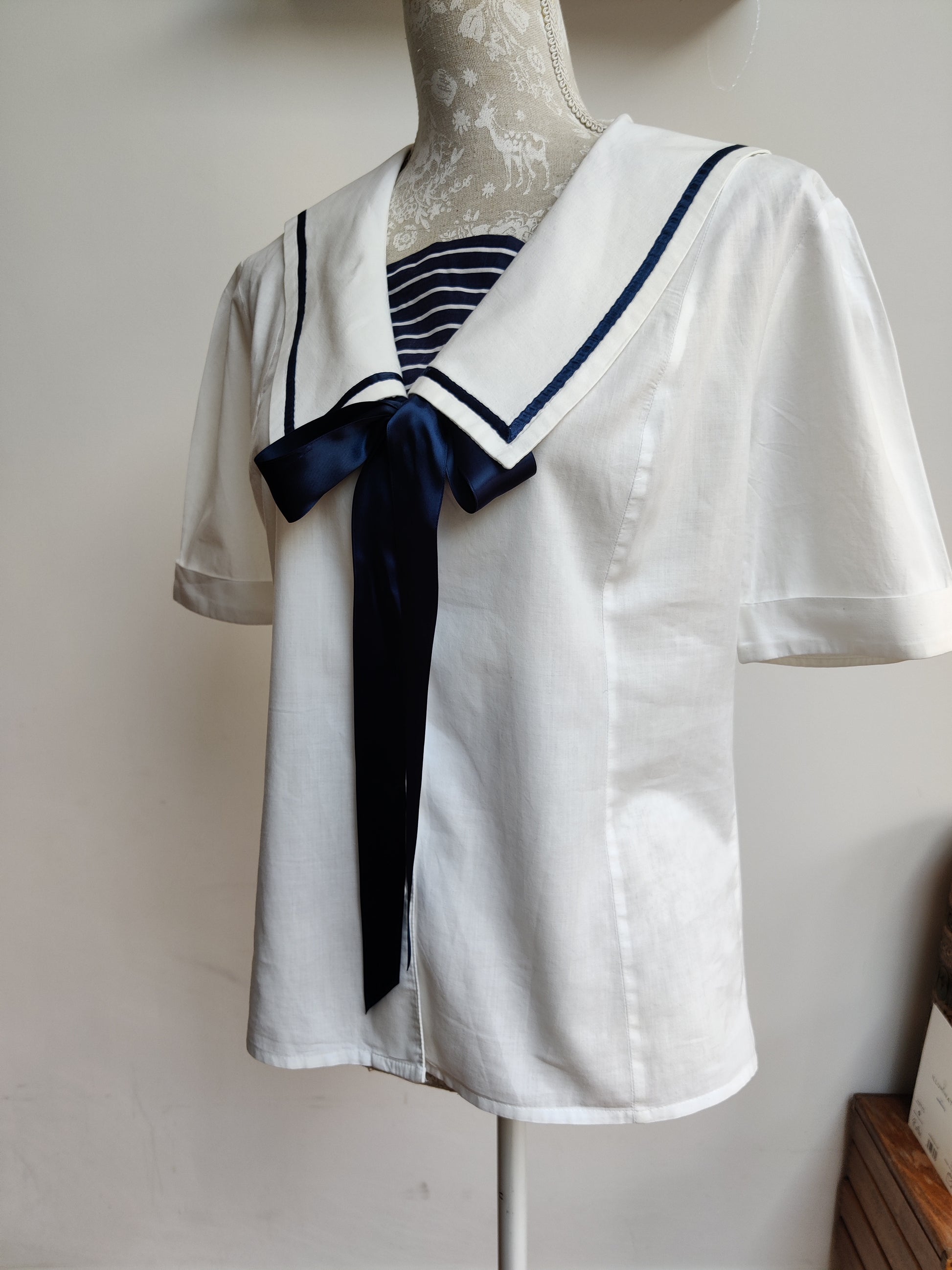 Sailor top Laura Ashley with tie ribbon
