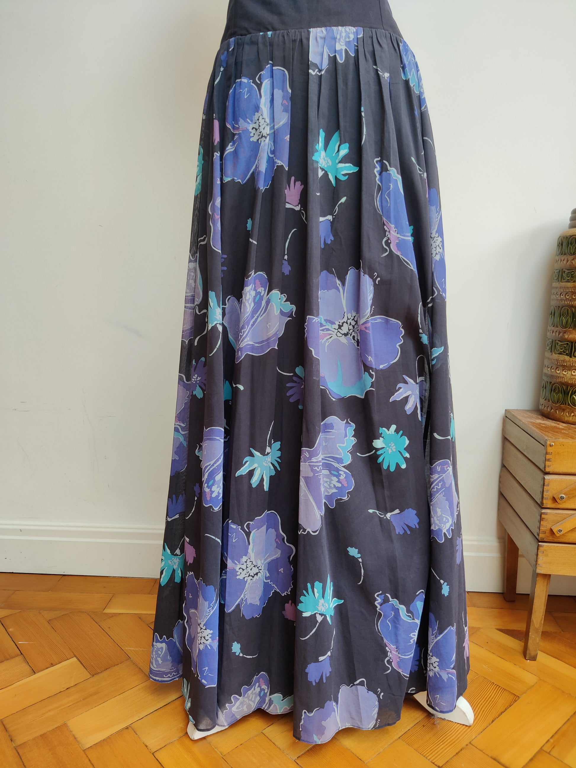 Beautiful Laura Ashley floral maxi dress